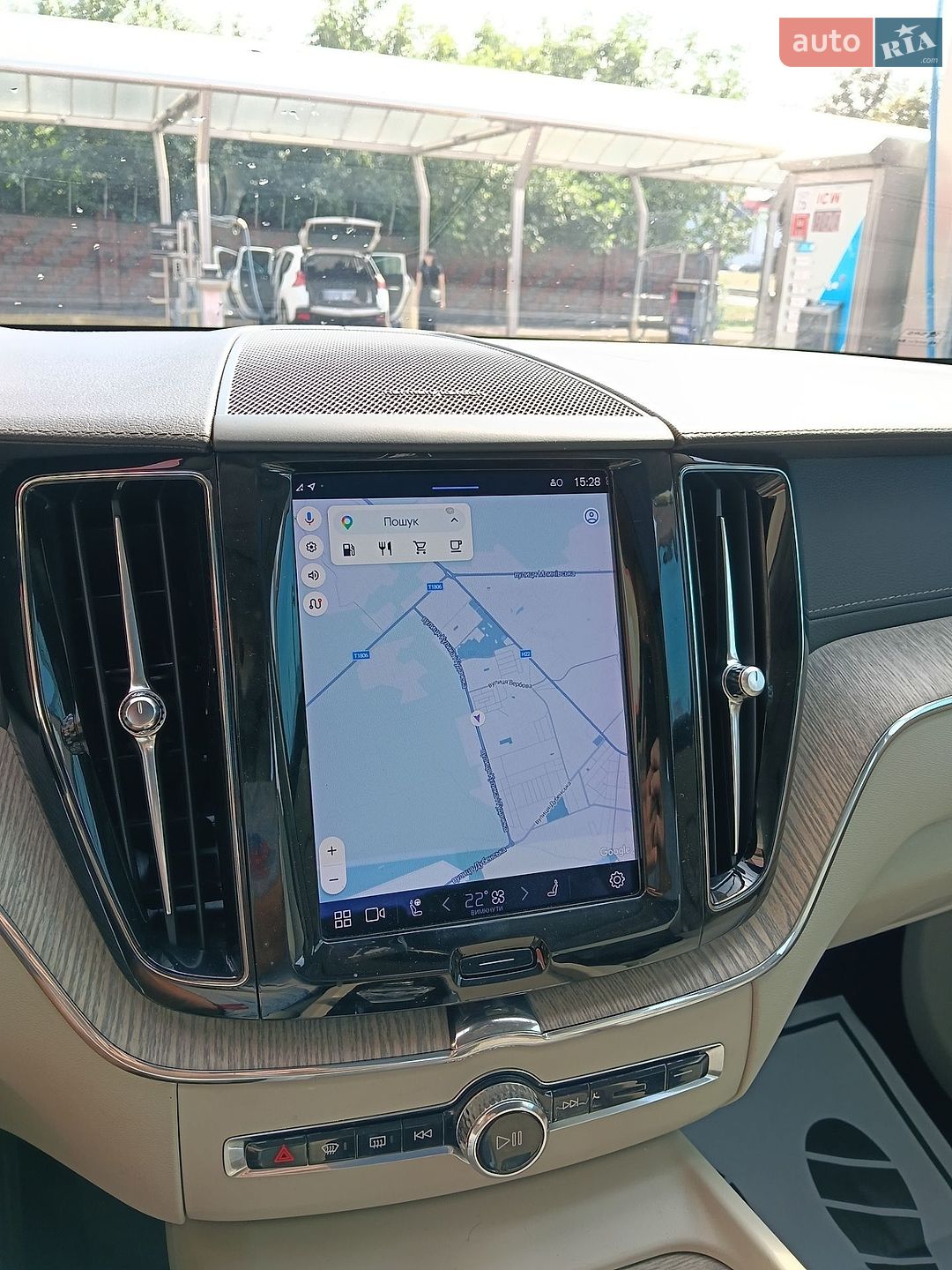 Volvo XC60 2022 VIN YV1UZK5VDN1079682 фото оголошення 4 з 38