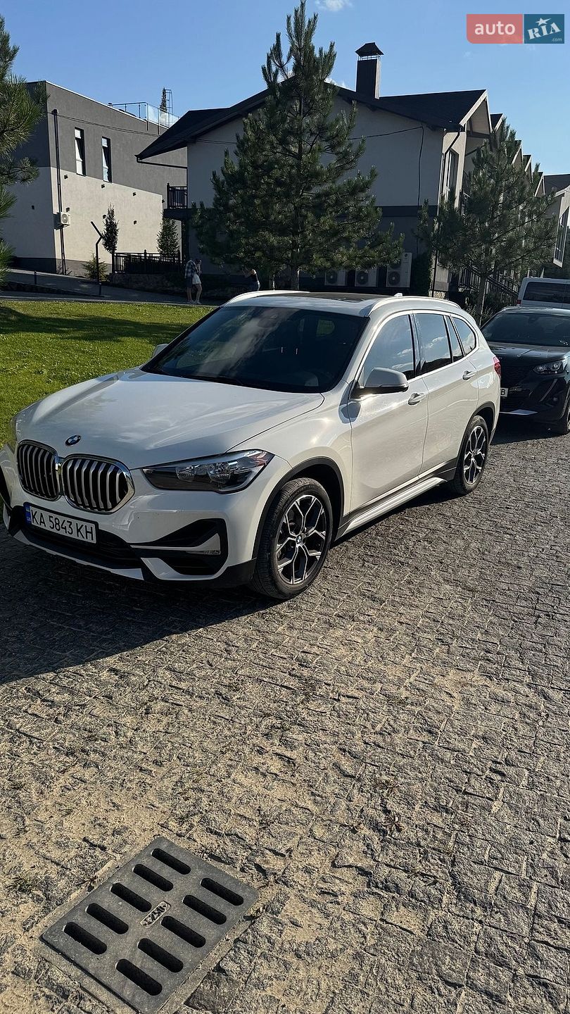BMW X1 2019 VIN WBXJG9C03L5P78061 фото оголошення 2 з 15
