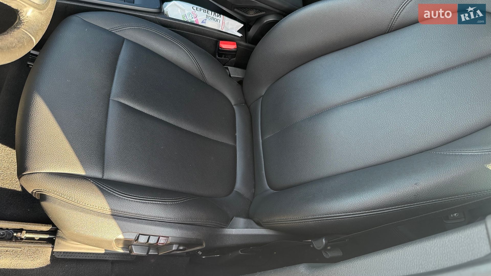 BMW X1 2019 VIN WBXJG9C03L5P78061 фото оголошення 12 з 15