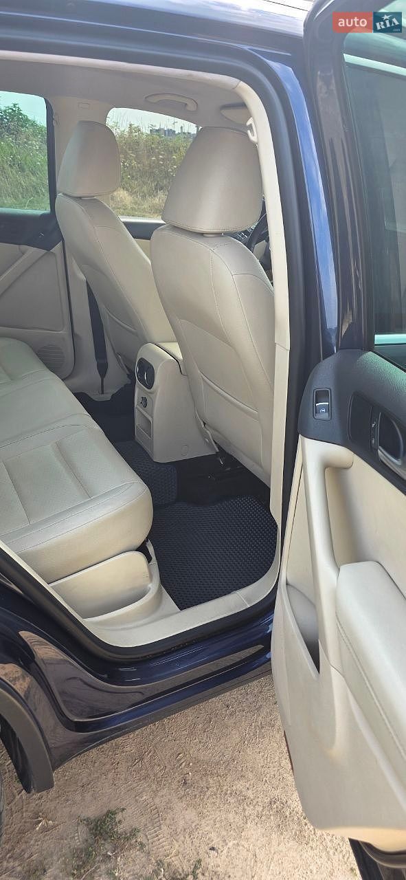 Volkswagen Tiguan 2013 VIN WVGBV3AX9DW079089 фото оголошення 17 з 35