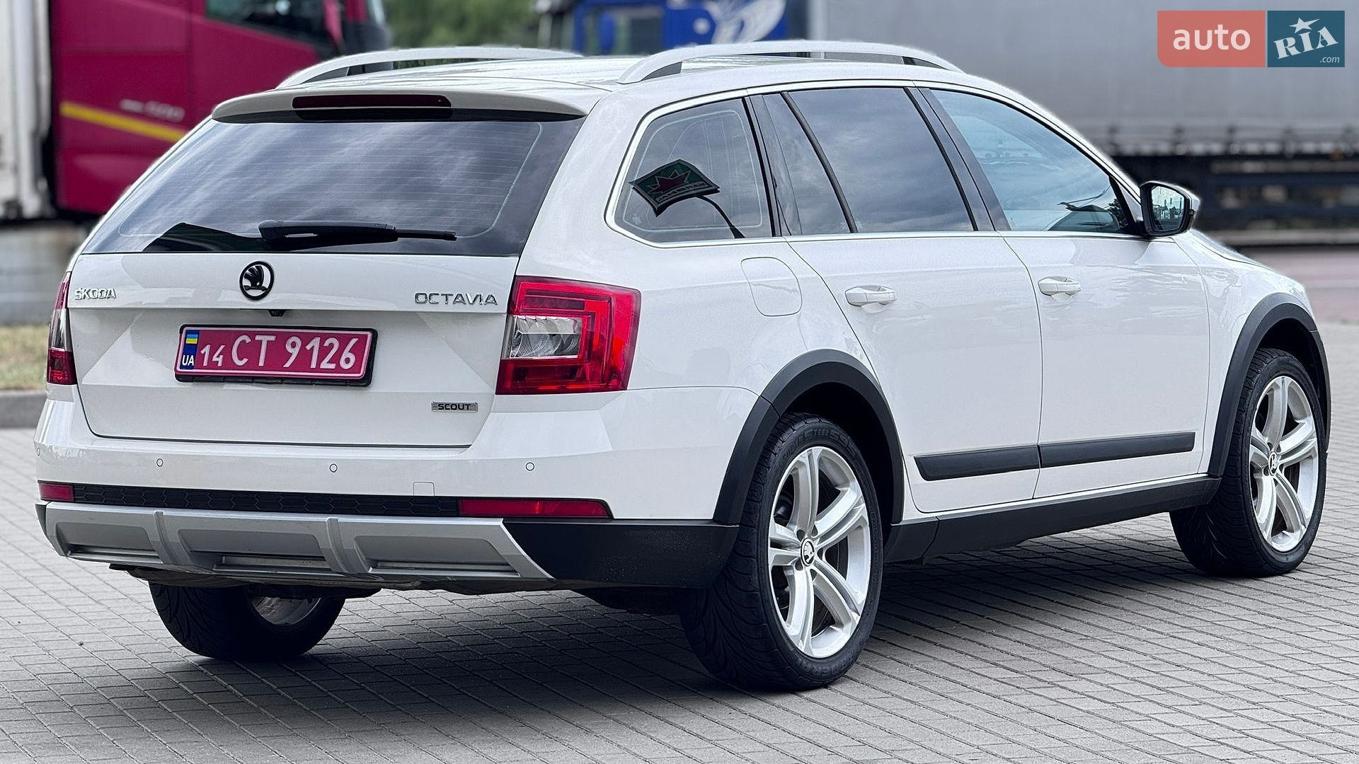 Skoda Octavia Scout 2015 VIN TMBLK9NE4F0226664 фото оголошення 18 з 42