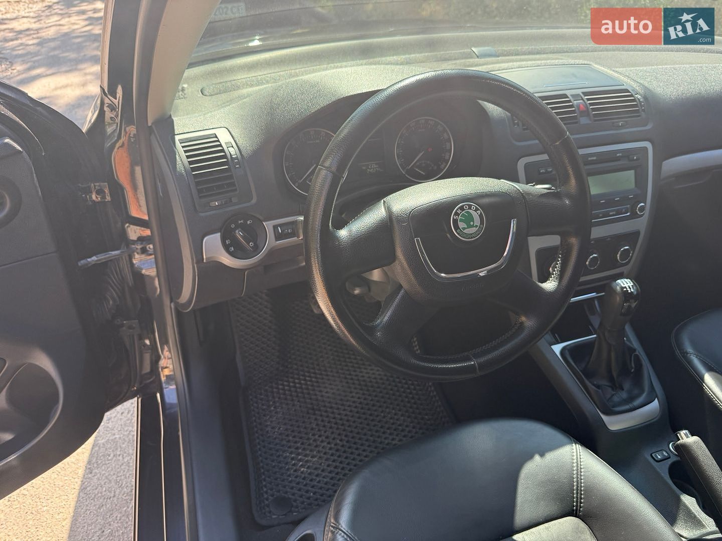 Skoda Octavia 2011 VIN Y6UBS41Z4CB152945 фото оголошення 11 з 14