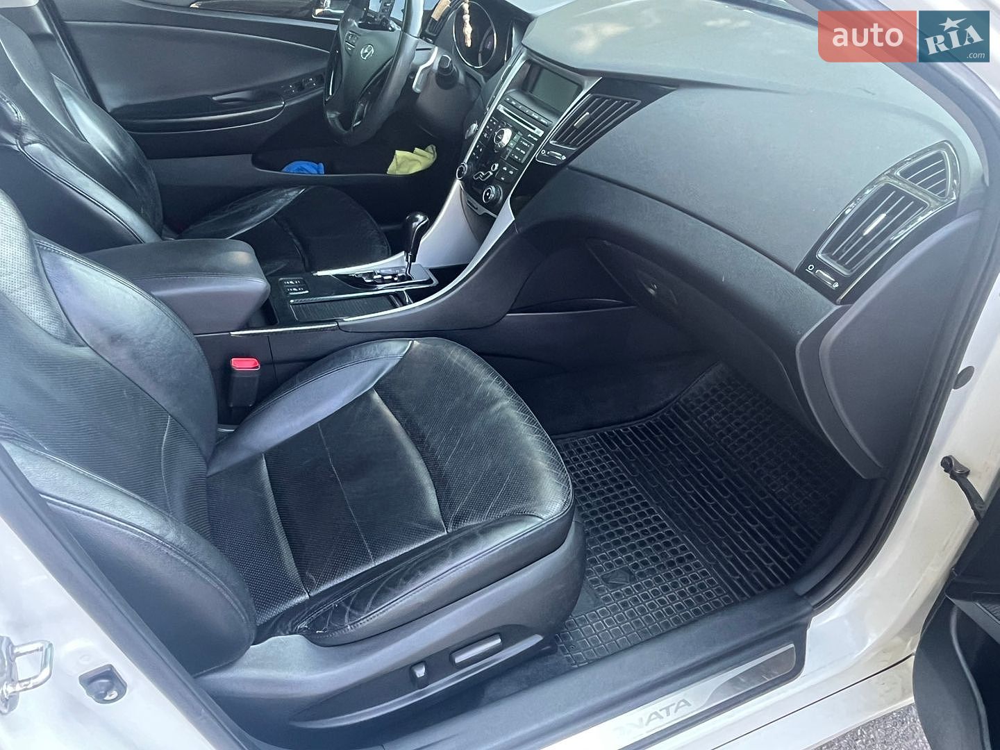 Hyundai Sonata 2010 VIN KMHEC41CBBA192101 фото оголошення 17 з 19