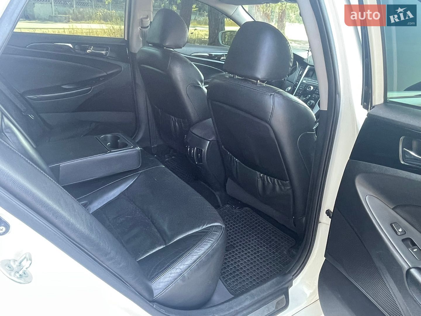 Hyundai Sonata 2010 VIN KMHEC41CBBA192101 фото оголошення 15 з 19
