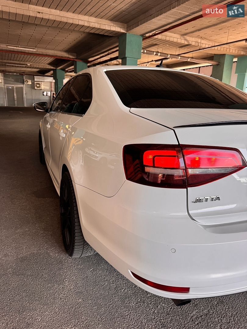 Volkswagen Jetta 2016 VIN WVWZZZ16ZGM016148 фото оголошення 5 з 29
