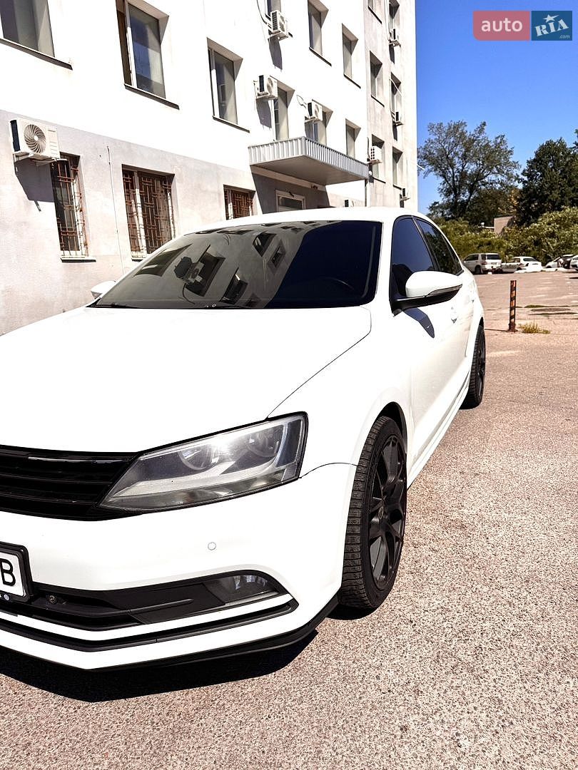 Volkswagen Jetta 2016 VIN WVWZZZ16ZGM016148 фото оголошення 22 з 29