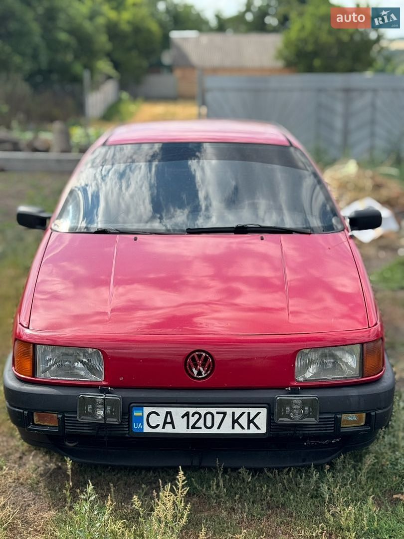 Volkswagen Passat 1992 VIN WVWZZZ31ZNE097428 фото оголошення 6 з 13