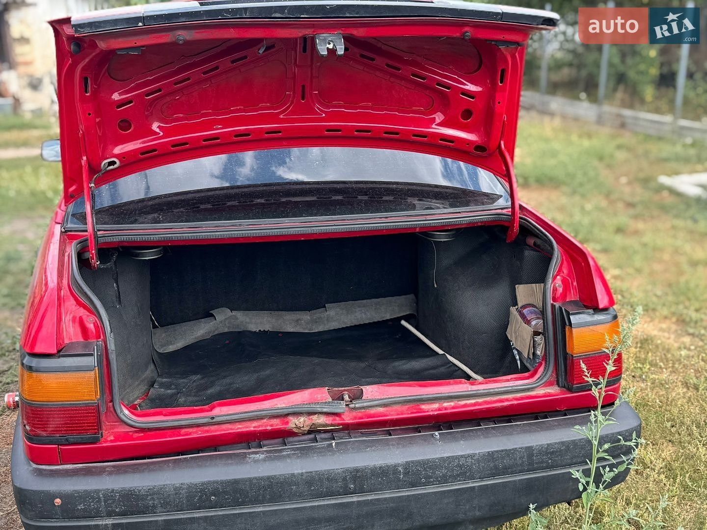 Volkswagen Passat 1992 VIN WVWZZZ31ZNE097428 фото оголошення 12 з 13