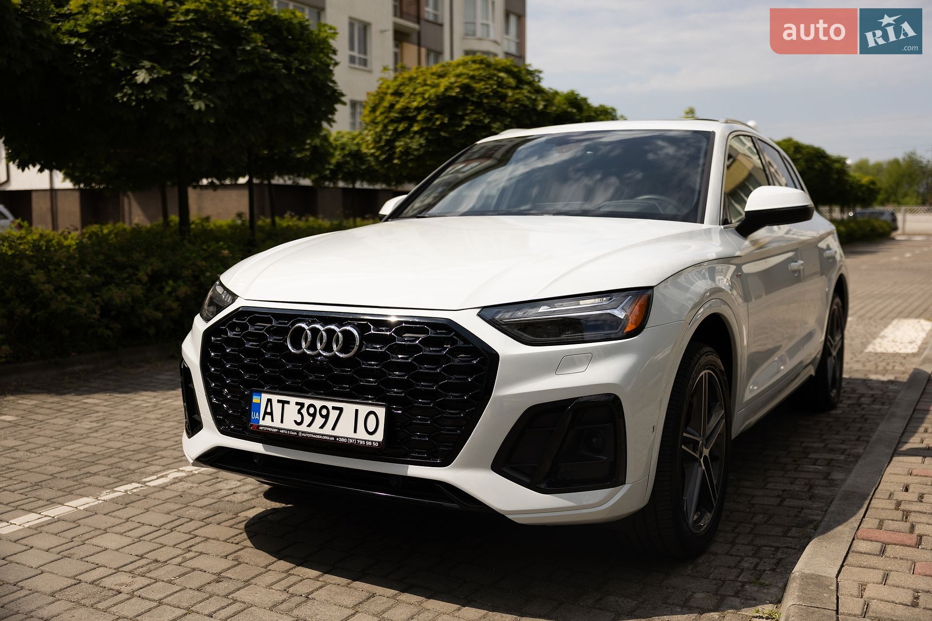 Audi Q5 2020 VIN WA1F2AFY9M2046020 фото оголошення 2 з 35