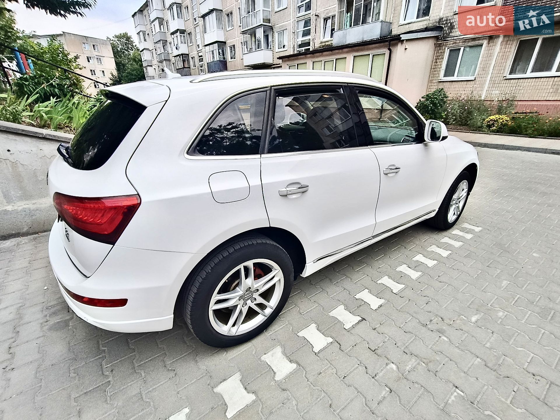 Audi Q5 2015 VIN WA1L2AFP1GA002307 фото оголошення 2 з 21