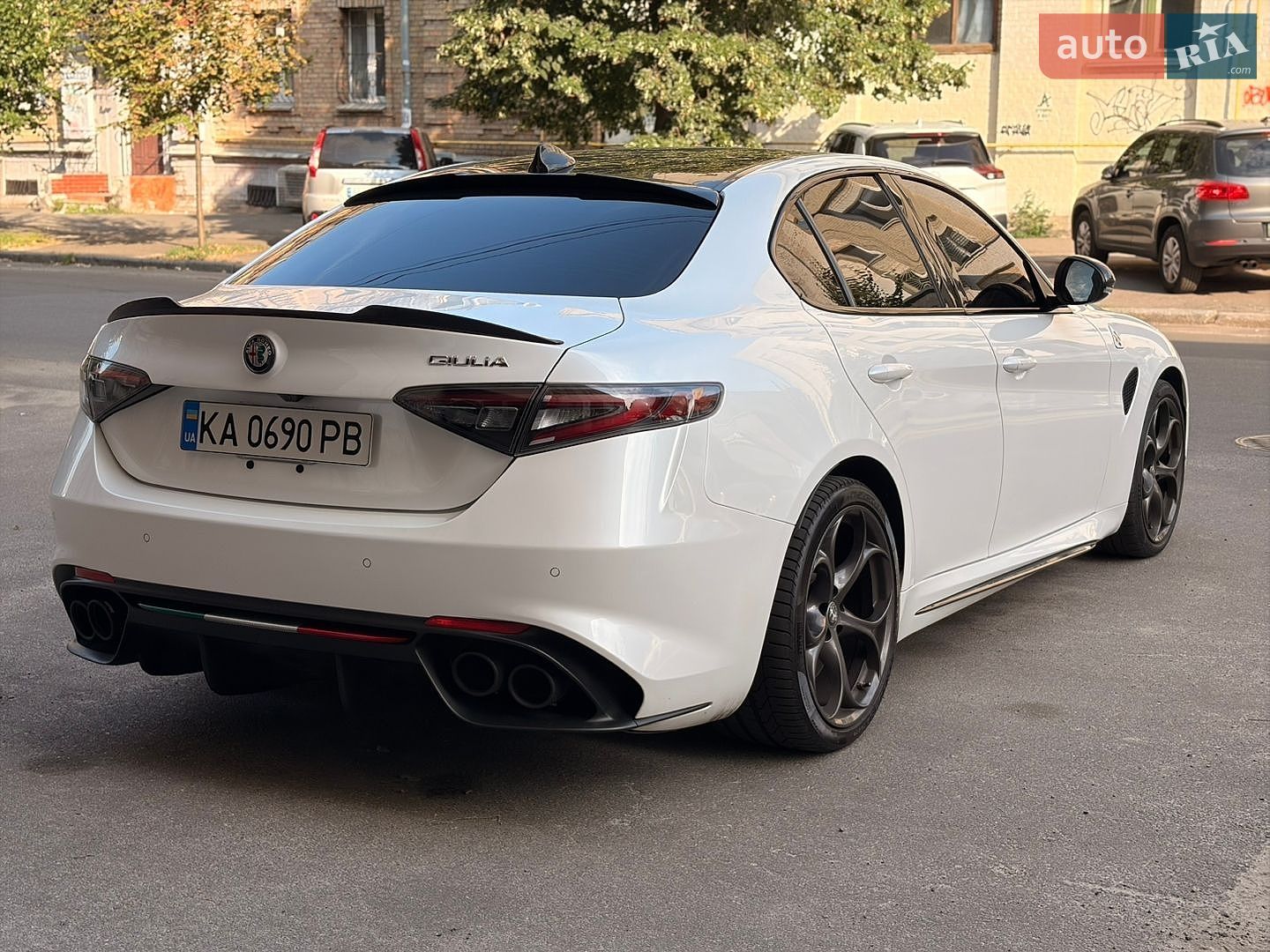 Alfa Romeo Giulia 2018 VIN ZARFAEAV4J7590345 фото оголошення 4 з 28