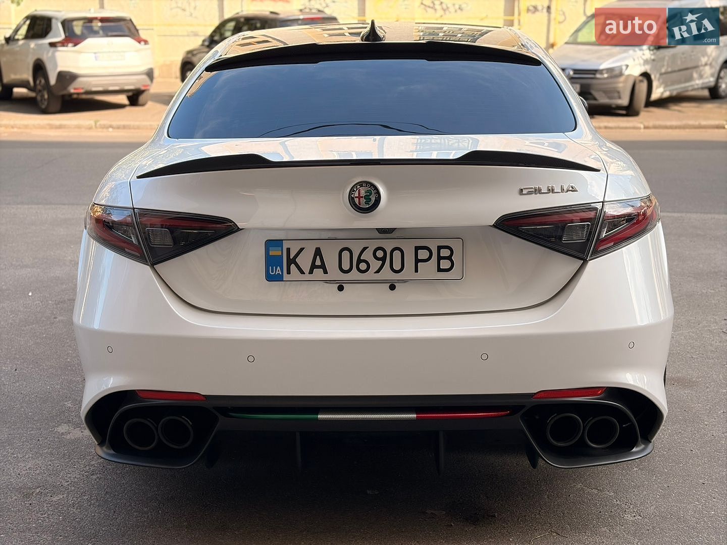 Alfa Romeo Giulia 2018 VIN ZARFAEAV4J7590345 фото оголошення 5 з 28