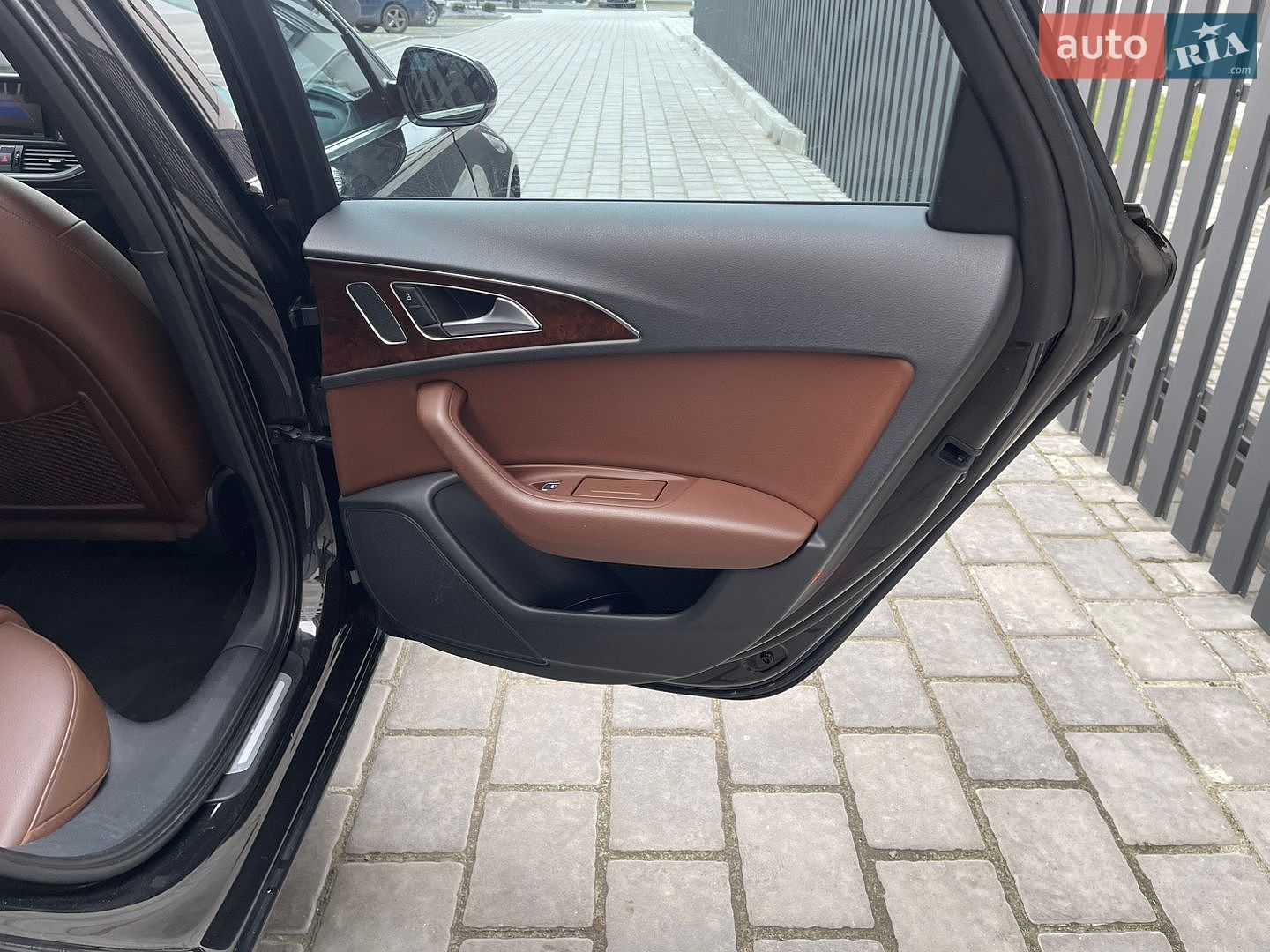 Audi A6 2013 VIN WAUGFAFCXDN090400 фото оголошення 32 з 40
