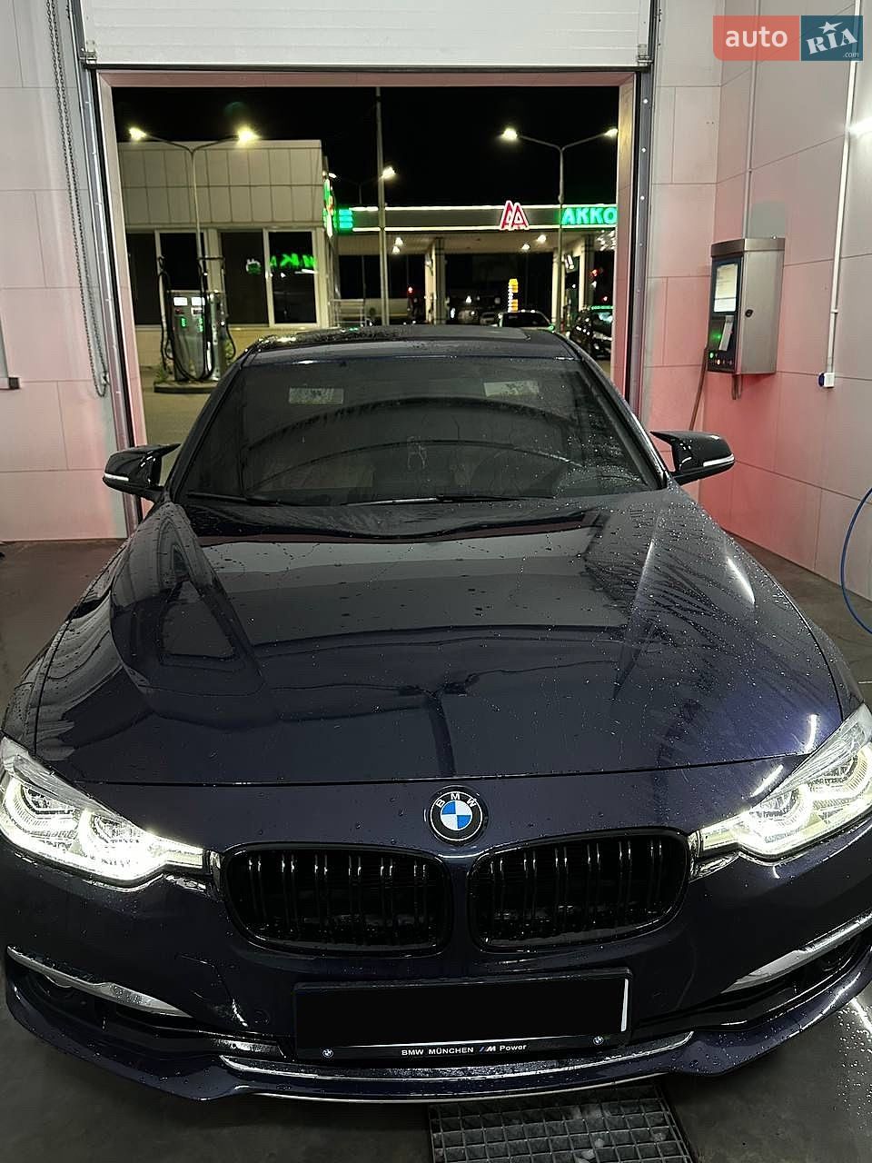 BMW 3 Series 2015 VIN WBA8E9G51GNT46434 фото оголошення 3 з 7