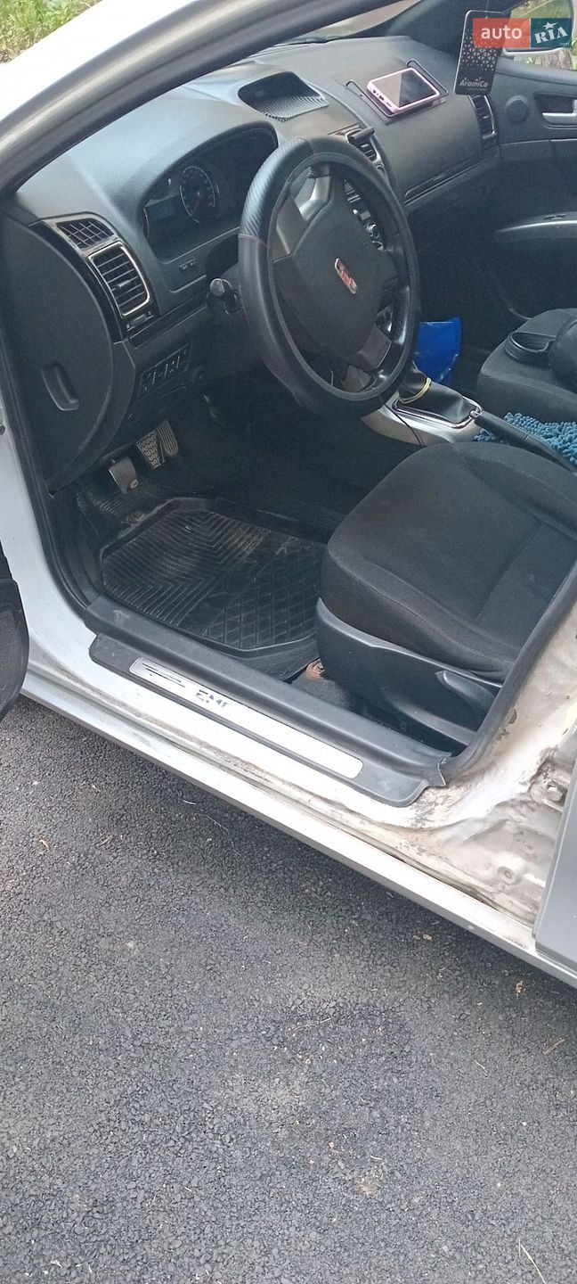 Geely Emgrand 7 (EC7) 2013 VIN Y7WFE1000D0022231 фото оголошення 9 з 10