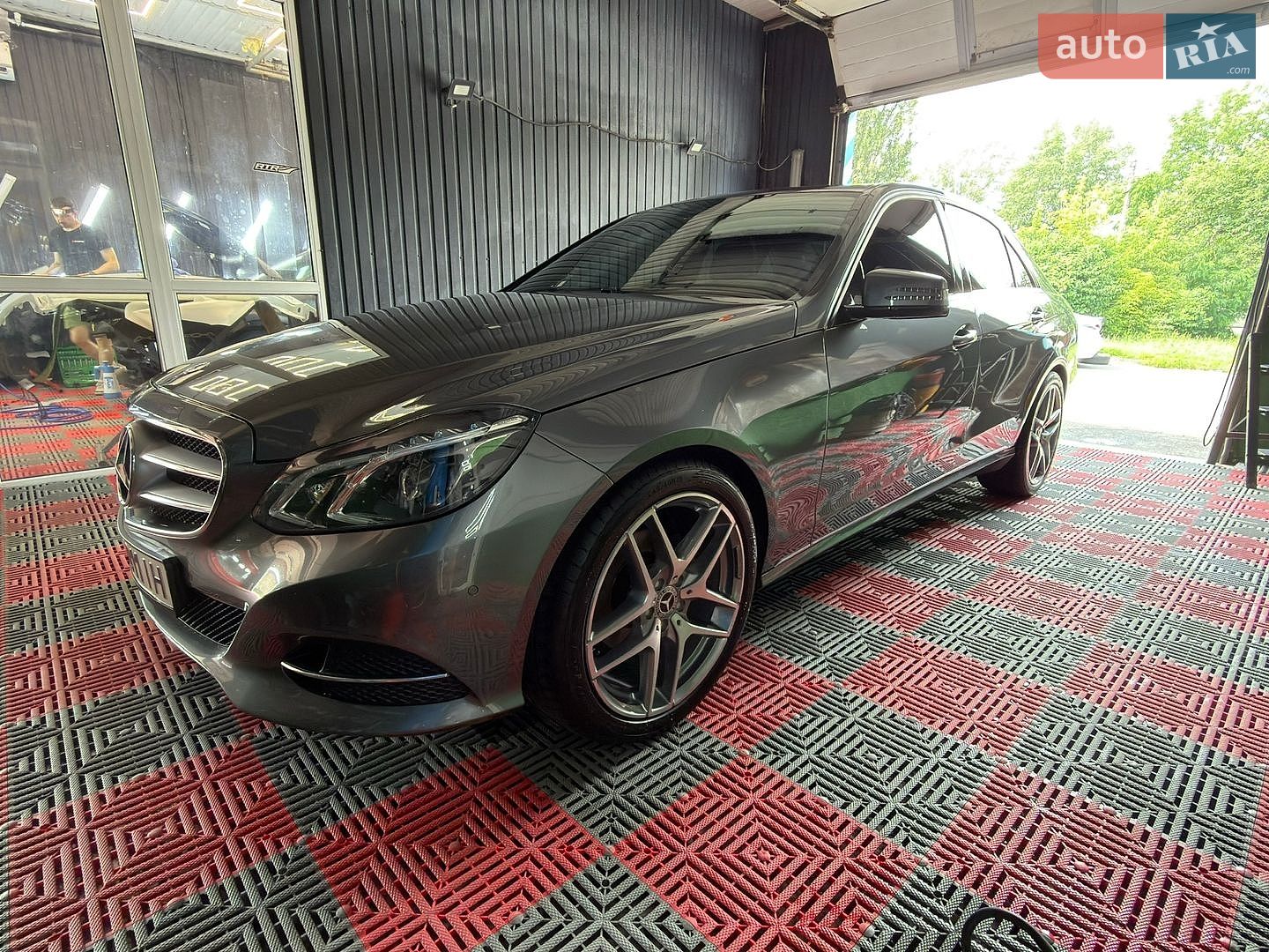 Mercedes-Benz E-Class 2015 VIN WDD2120341B276497 фото оголошення 2 з 37