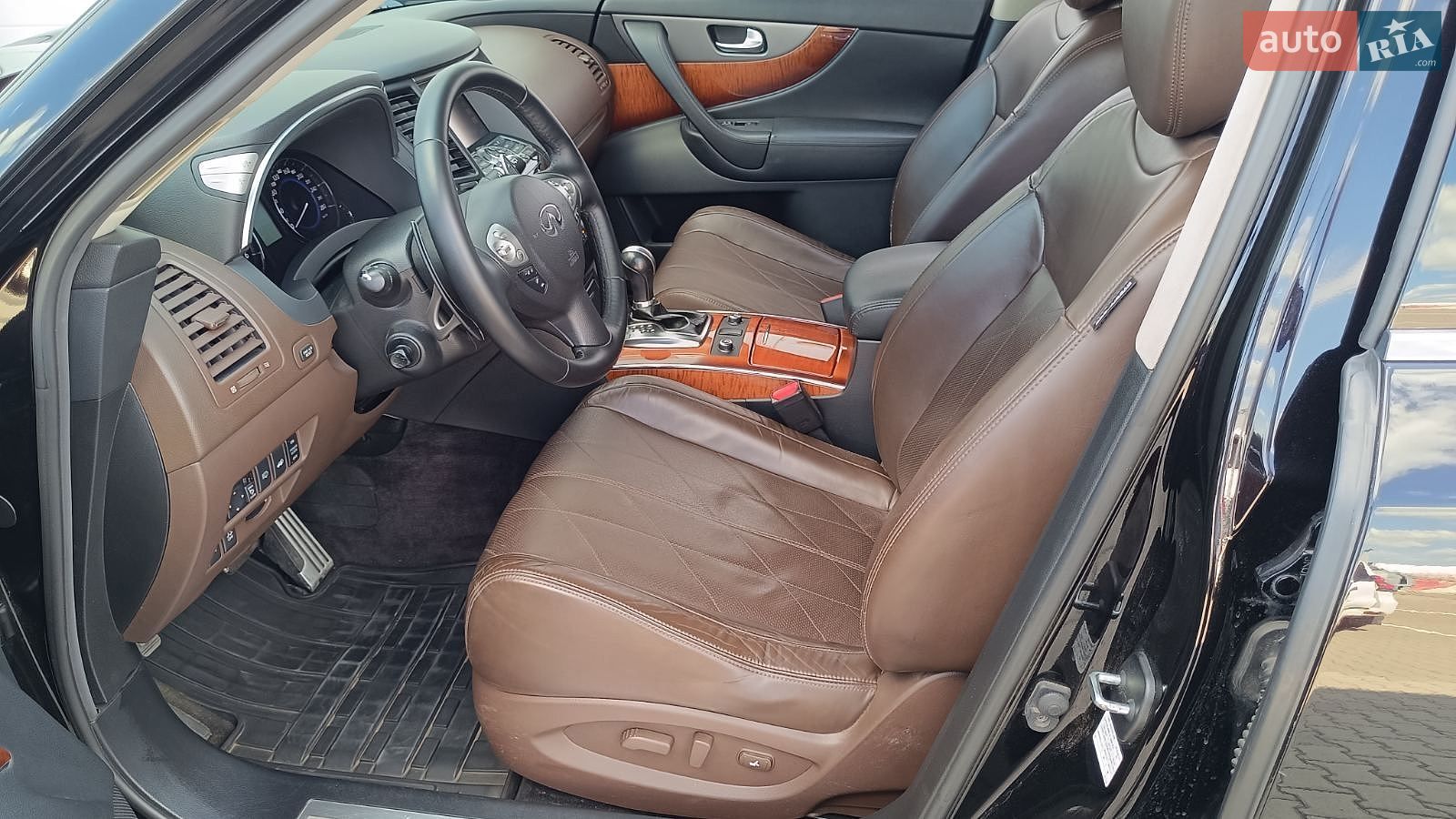 Infiniti QX70 2015 VIN JN1TDNS51U0590140 фото оголошення 11 з 14
