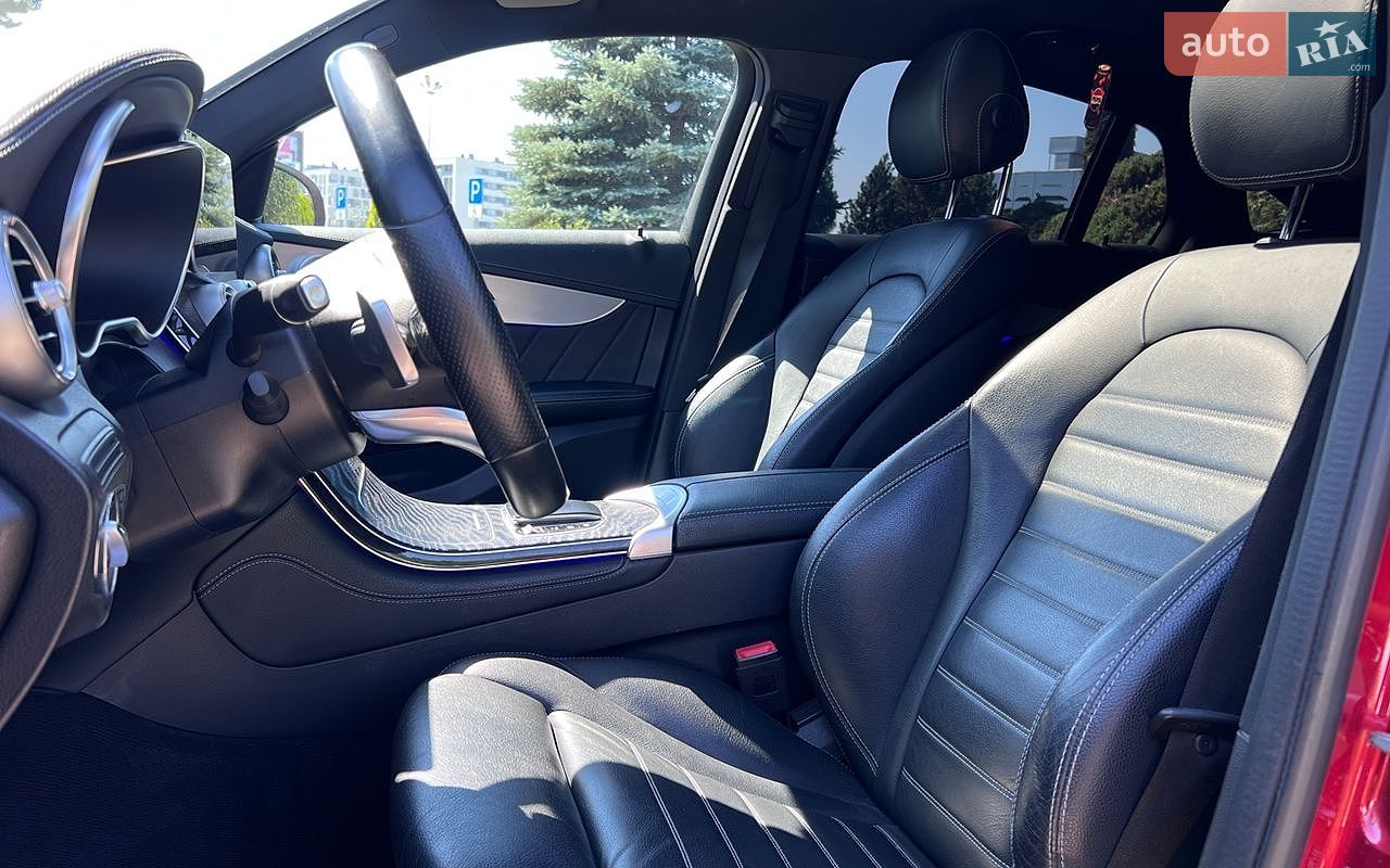 Mercedes-Benz GLC-Class 2019 VIN WDC0J8EBXLF673525 фото оголошення 9 з 37