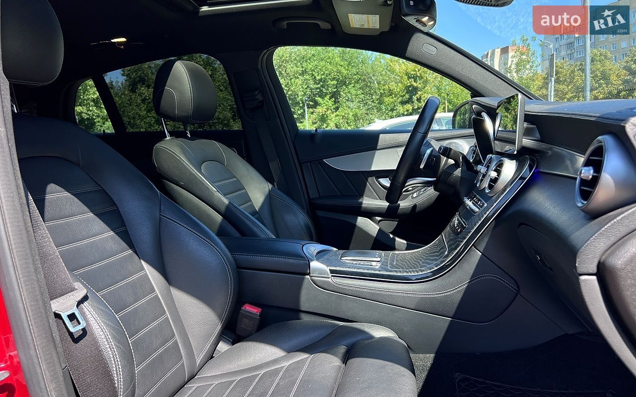 Mercedes-Benz GLC-Class 2019 VIN WDC0J8EBXLF673525 фото оголошення 28 з 37