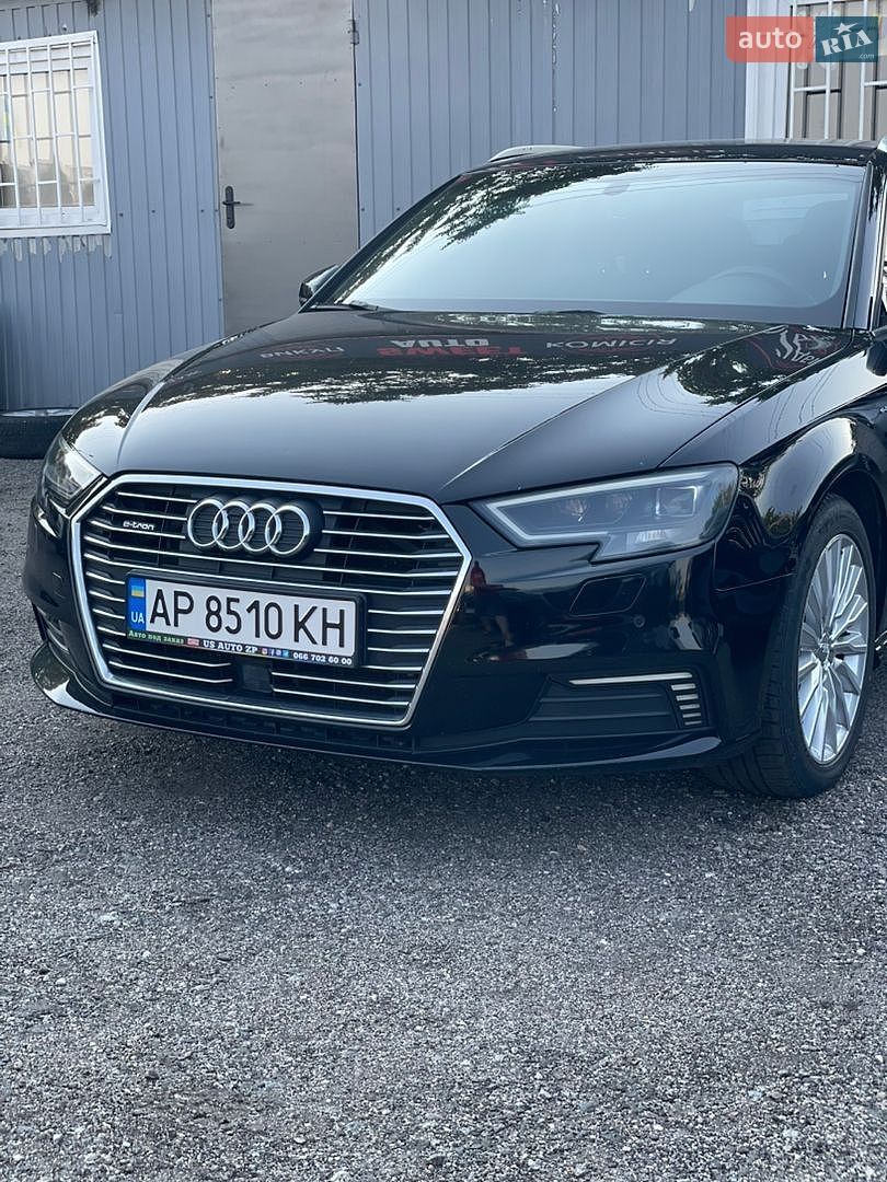 Audi A3 2016 VIN WAUTPBFF8HA043990 фото оголошення 2 з 32