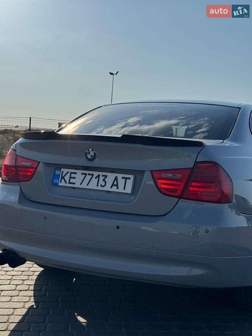 BMW 3 Series 2005 VIN WBAVC310X0PS39685 фото оголошення 8 з 20