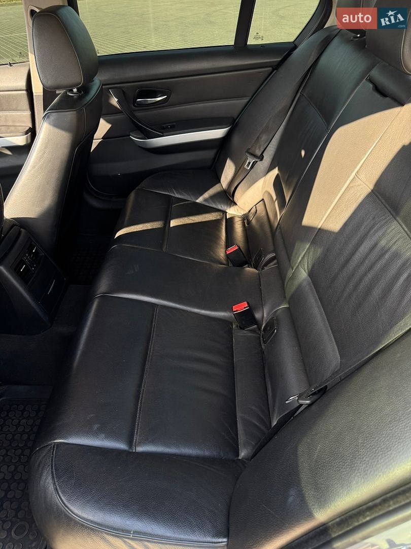 BMW 3 Series 2005 VIN WBAVC310X0PS39685 фото оголошення 15 з 20