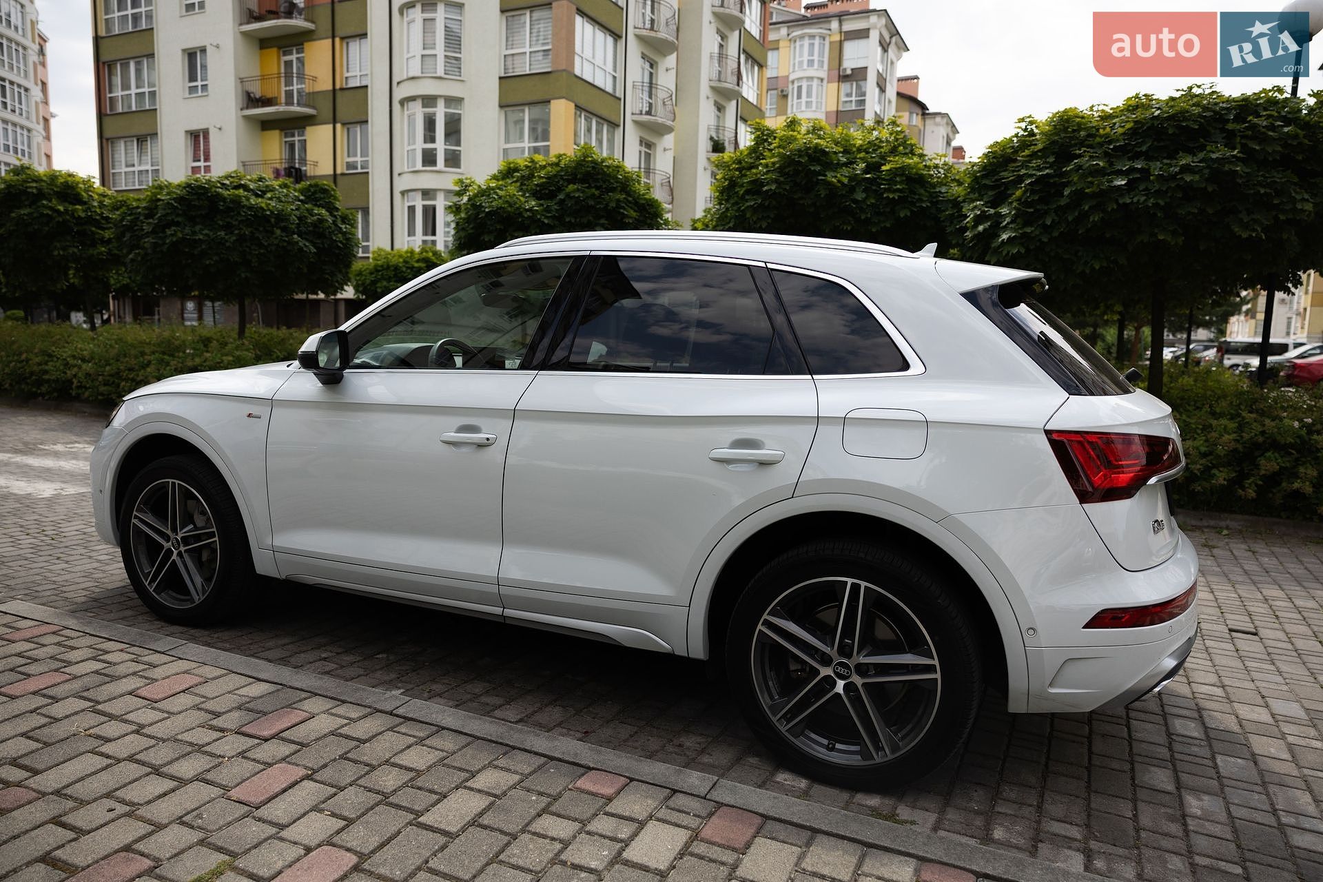 Audi Q5 2020 VIN WA1F2AFY9M2046020 фото оголошення 9 з 35