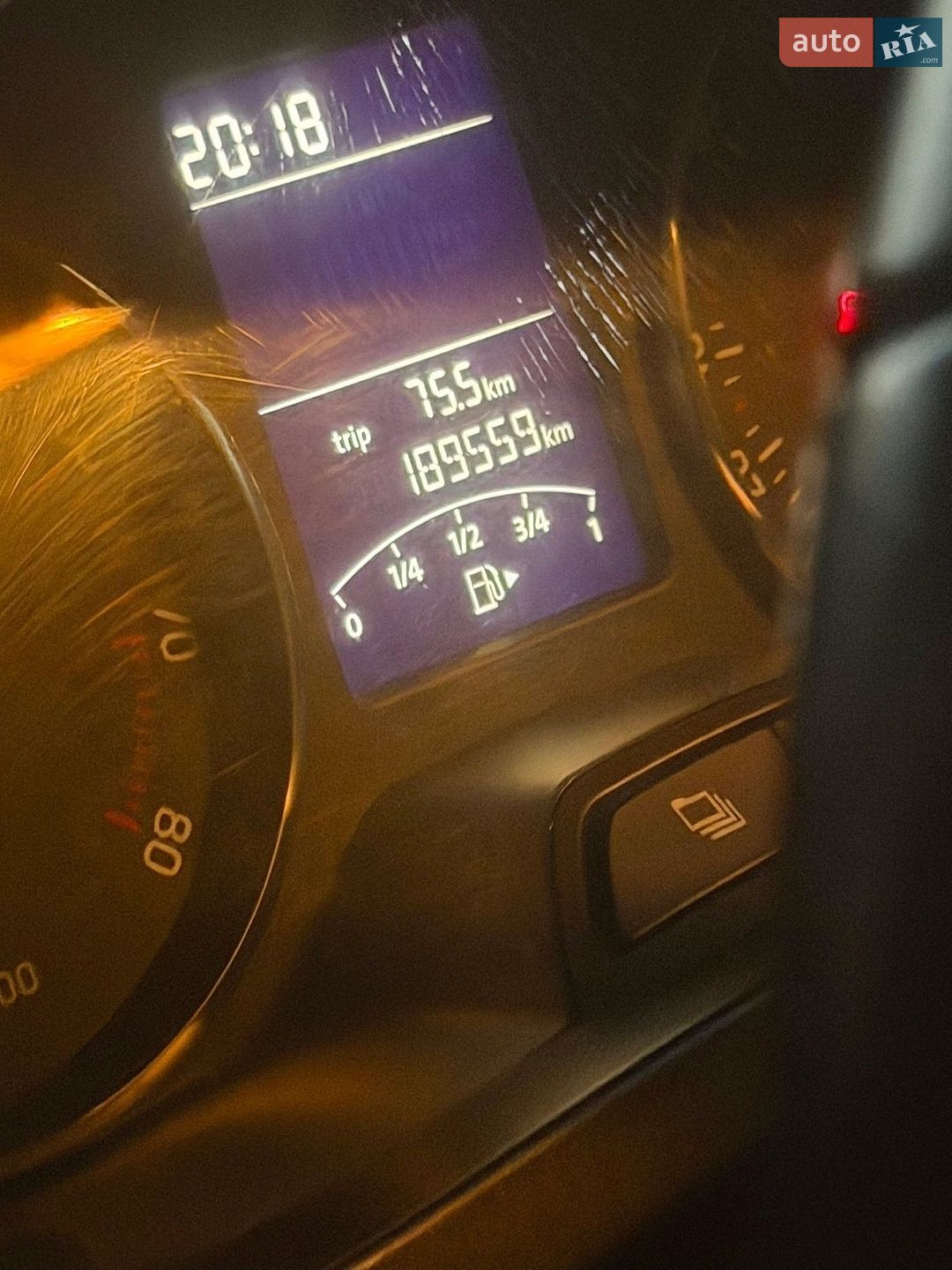 Skoda Rapid 2013 VIN TMBAD4NH3DB101008 фото оголошення 4 з 10