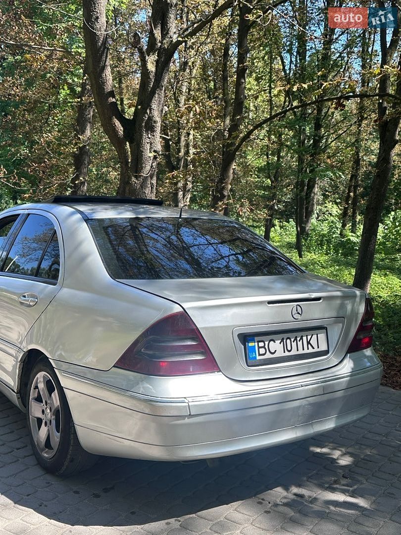 Mercedes-Benz C-Class 2001 VIN WDB2030061A113723 фото оголошення 5 з 14