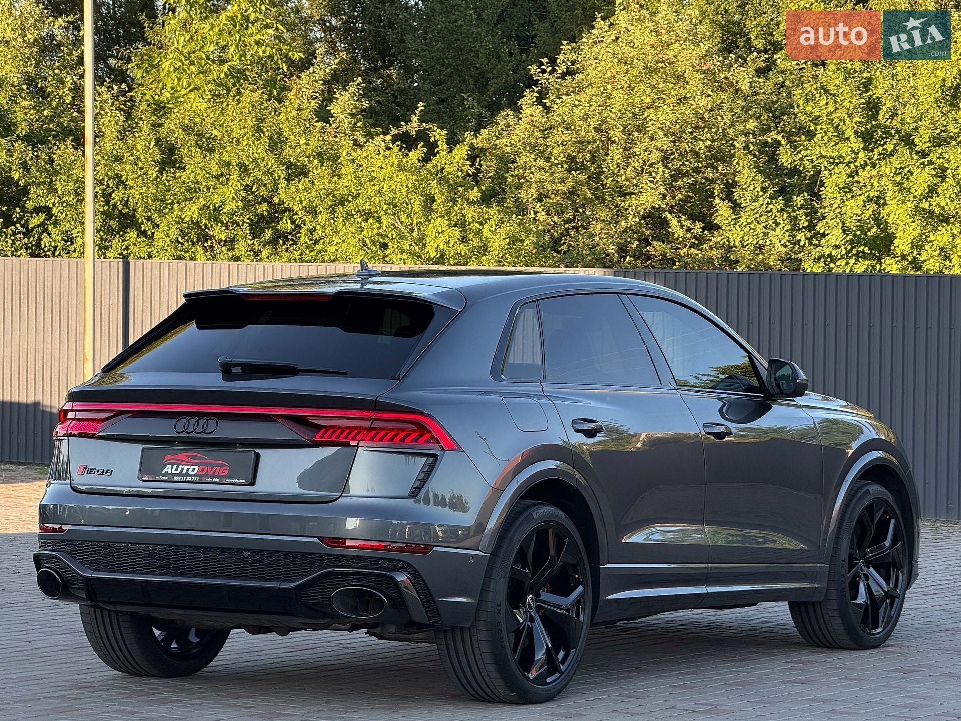 Audi RS Q8 2021 VIN WUAZZZF12ND003535 фото оголошення 4 з 139
