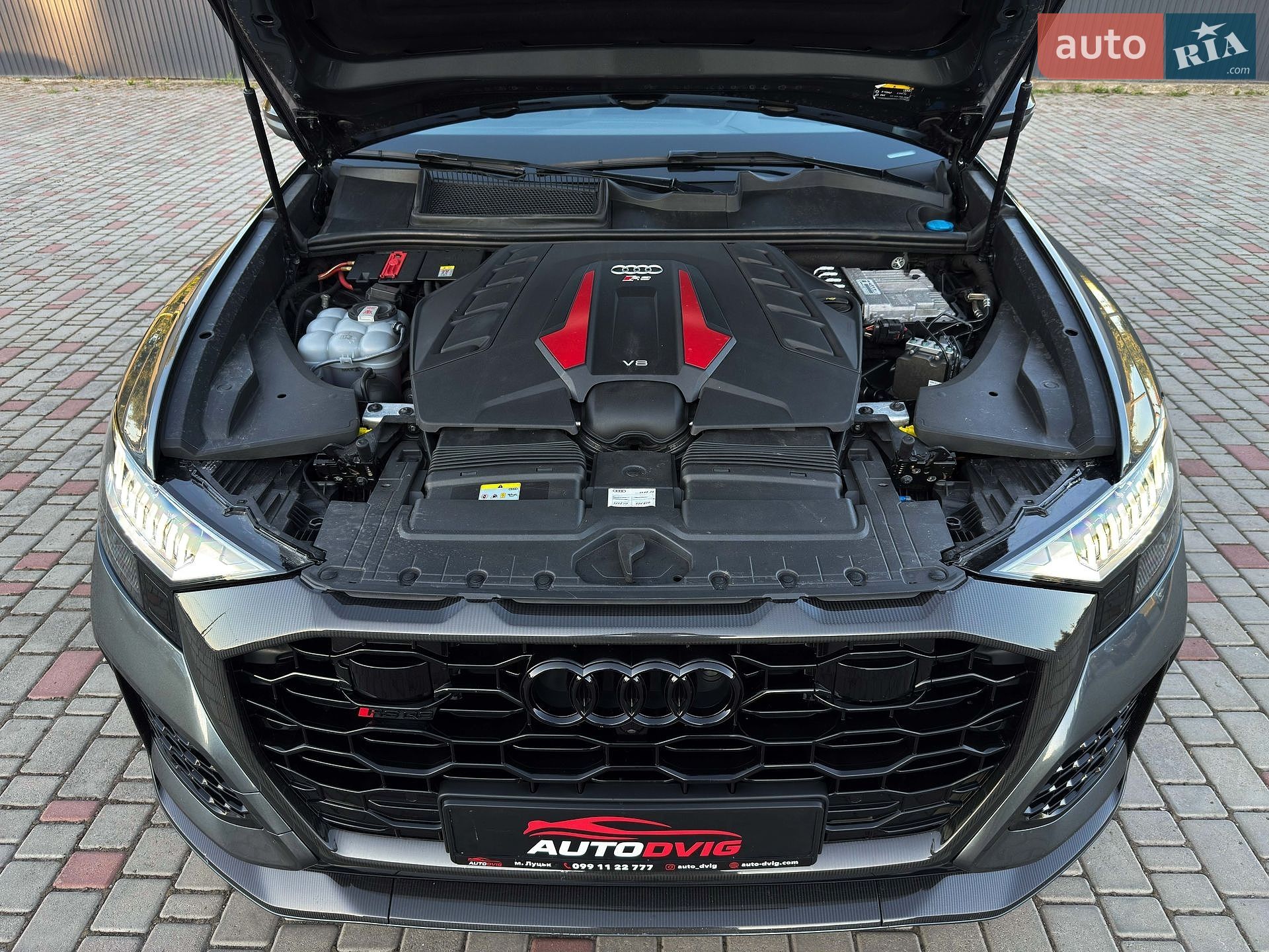 Audi RS Q8 2021 VIN WUAZZZF12ND003535 фото оголошення 136 з 139
