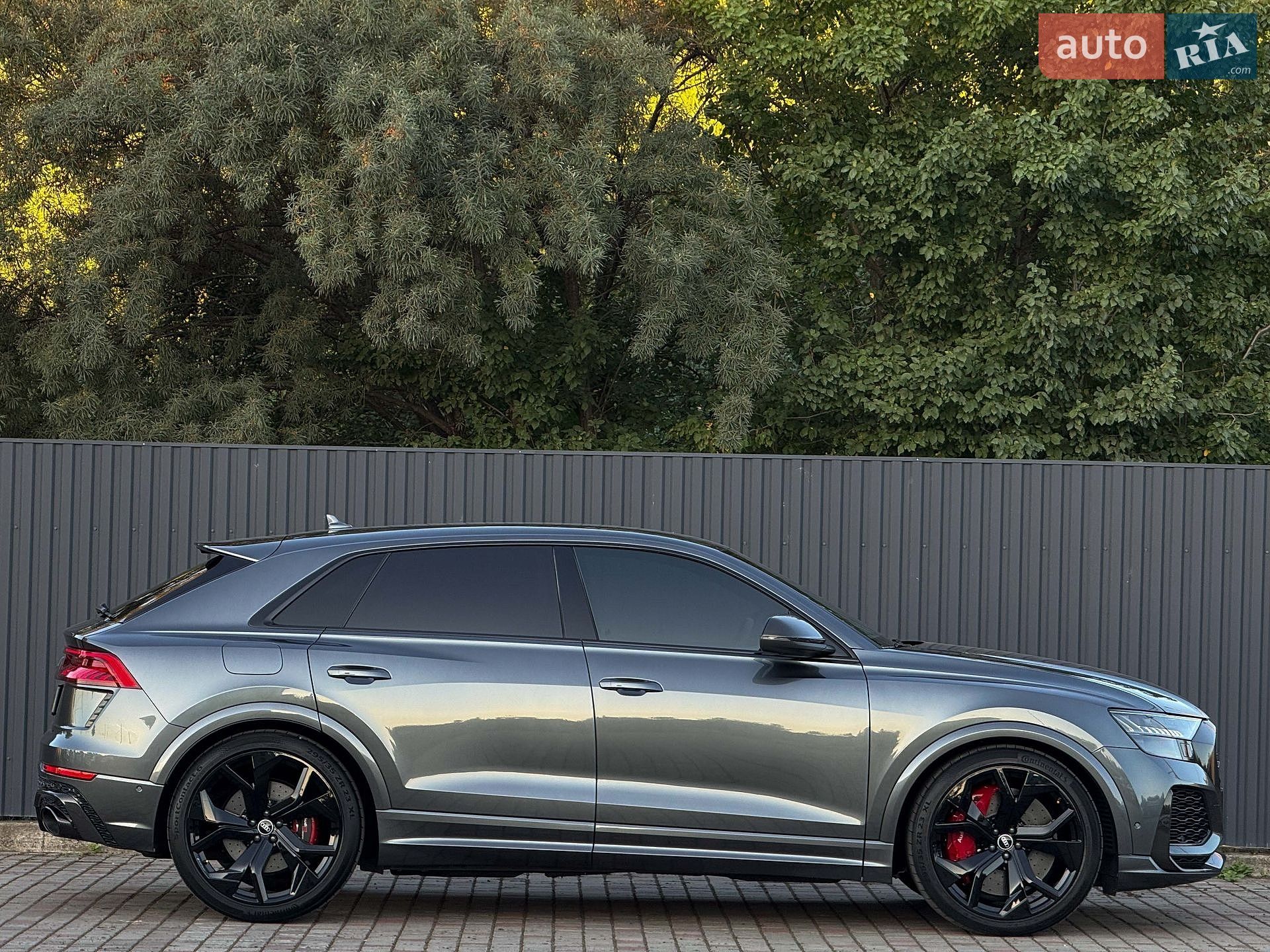 Audi RS Q8 2021 VIN WUAZZZF12ND003535 фото оголошення 3 з 139