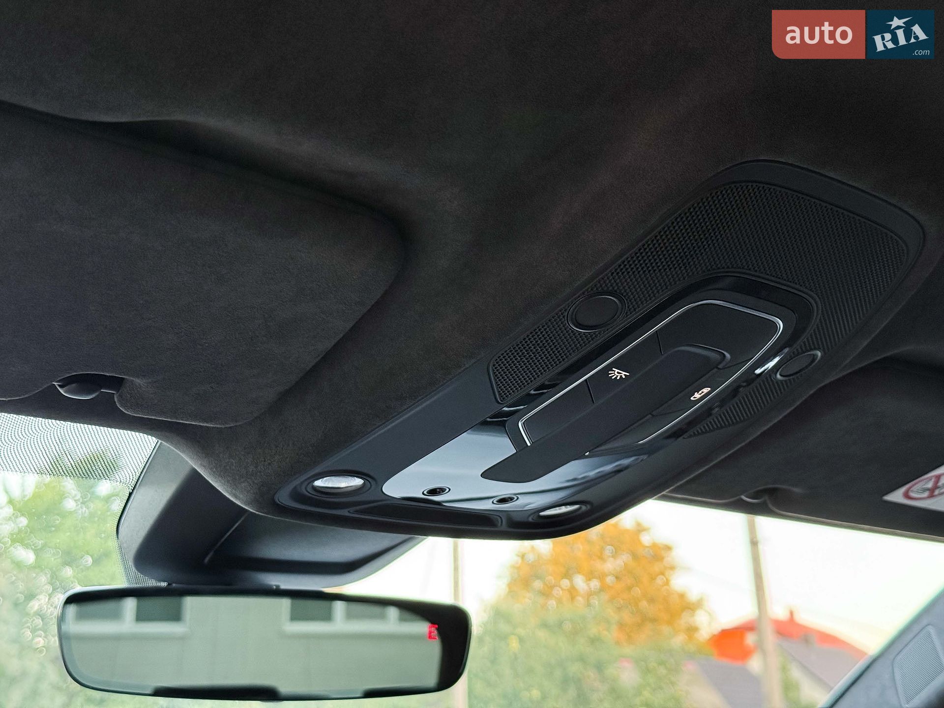 Audi RS Q8 2021 VIN WUAZZZF12ND003535 фото оголошення 75 з 139