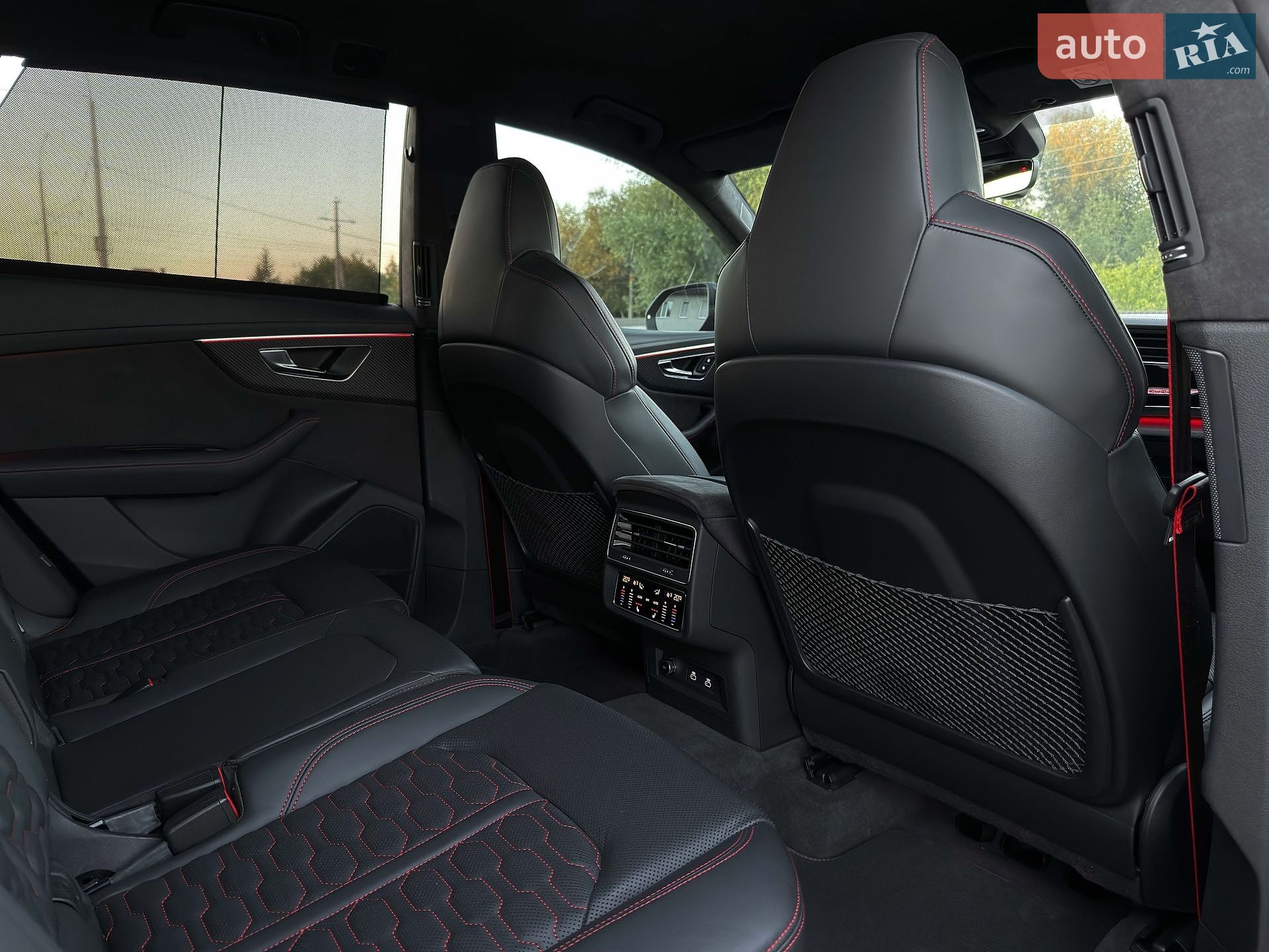 Audi RS Q8 2021 VIN WUAZZZF12ND003535 фото оголошення 93 з 139
