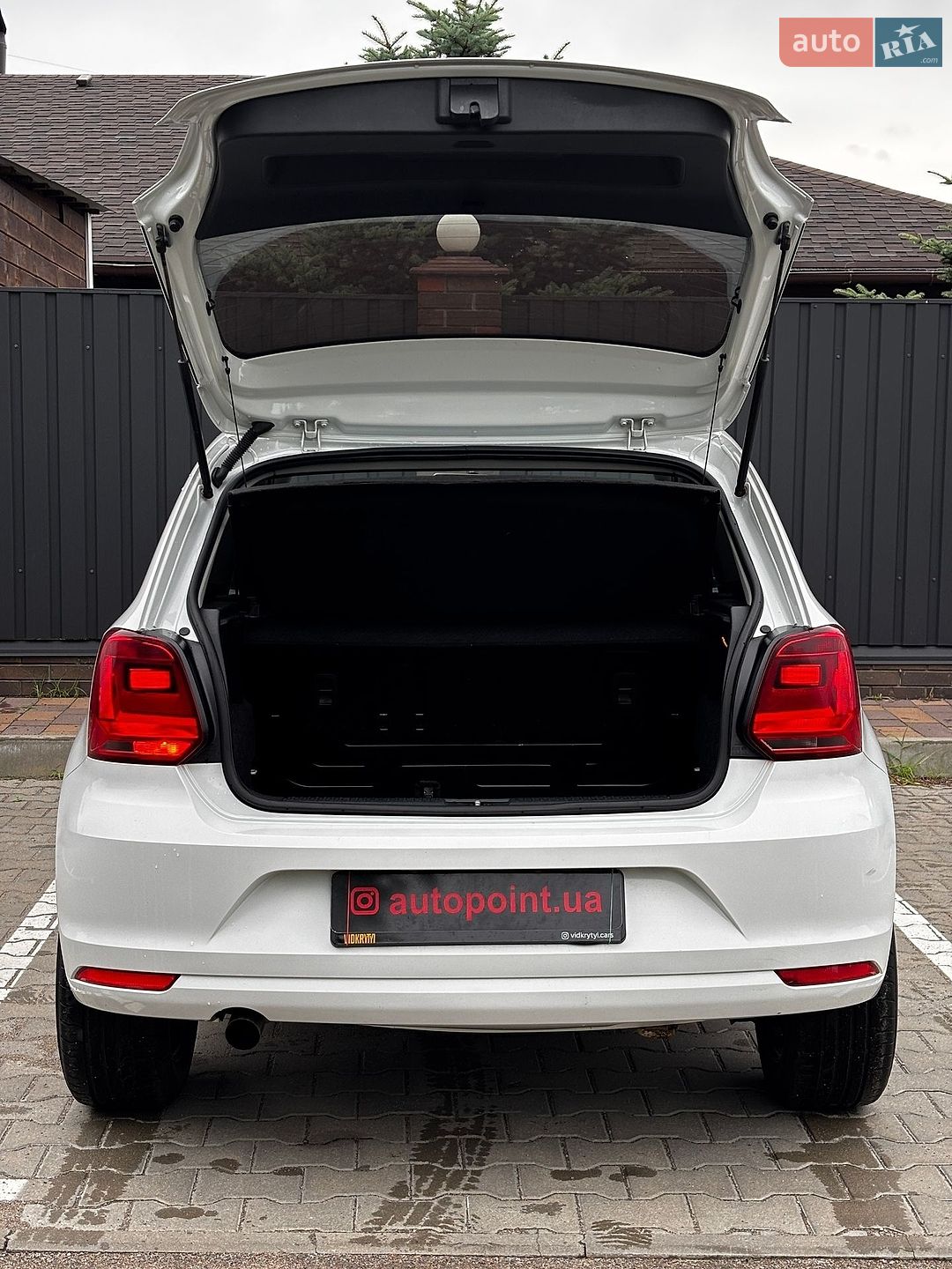 Volkswagen Polo 2015 VIN WVWZZZ6RZFY245839 фото оголошення 12 з 31