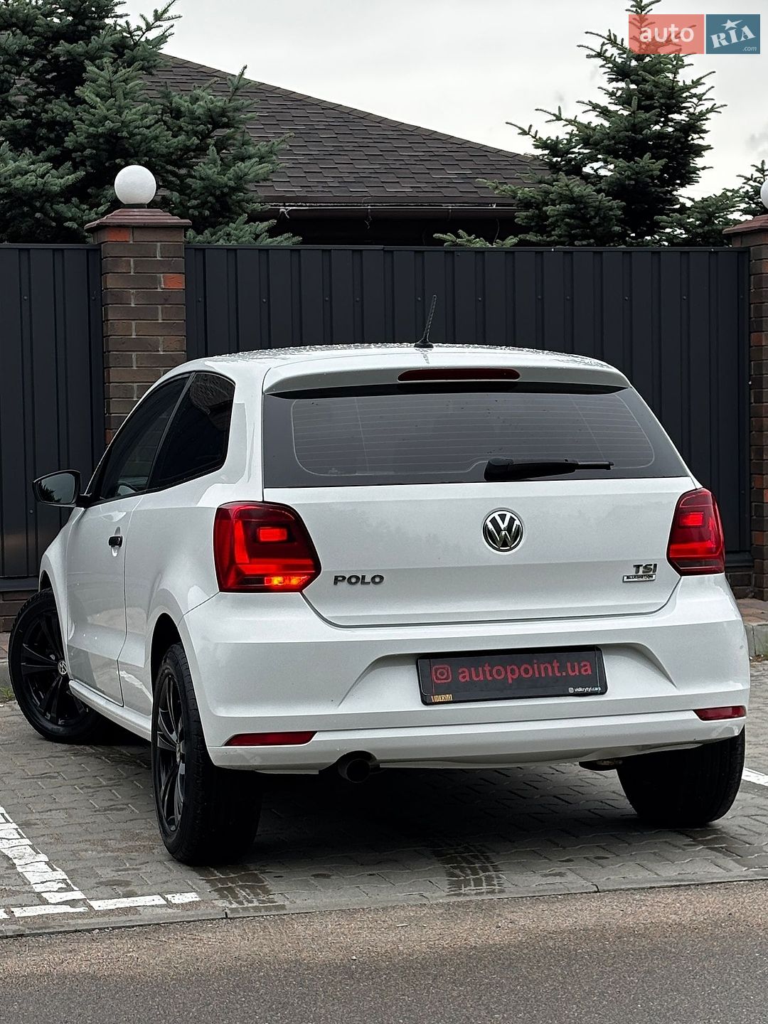 Volkswagen Polo 2015 VIN WVWZZZ6RZFY245839 фото оголошення 10 з 31
