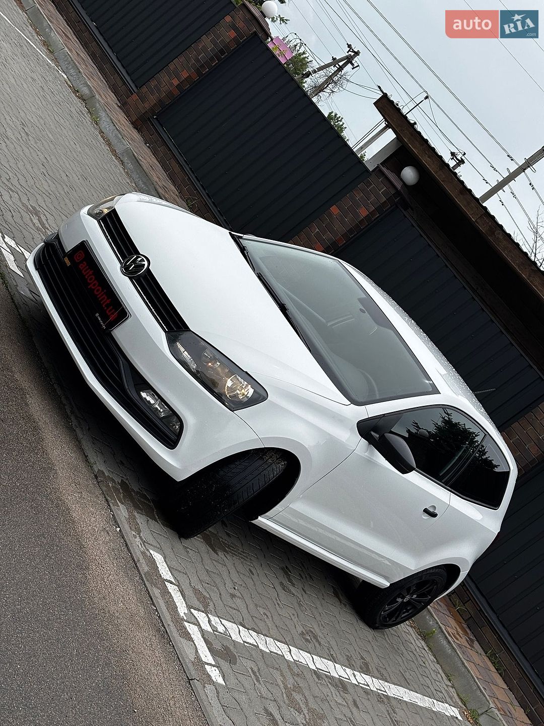 Volkswagen Polo 2015 VIN WVWZZZ6RZFY245839 фото оголошення 3 з 31