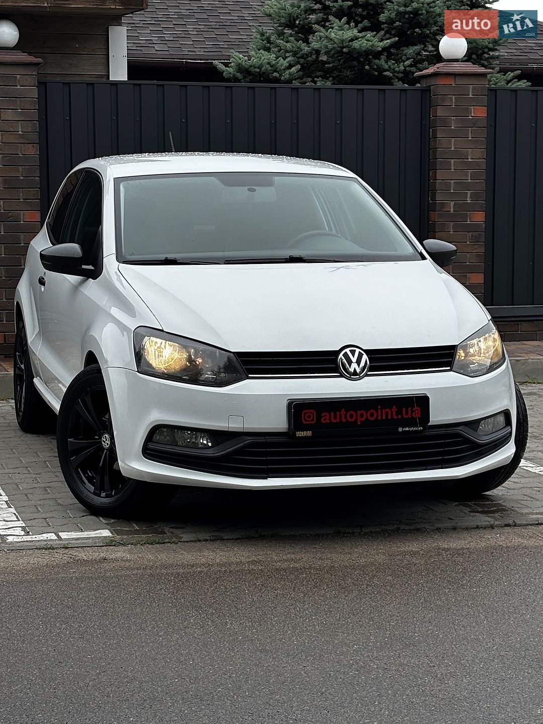 Volkswagen Polo 2015 VIN WVWZZZ6RZFY245839 фото оголошення 4 з 31