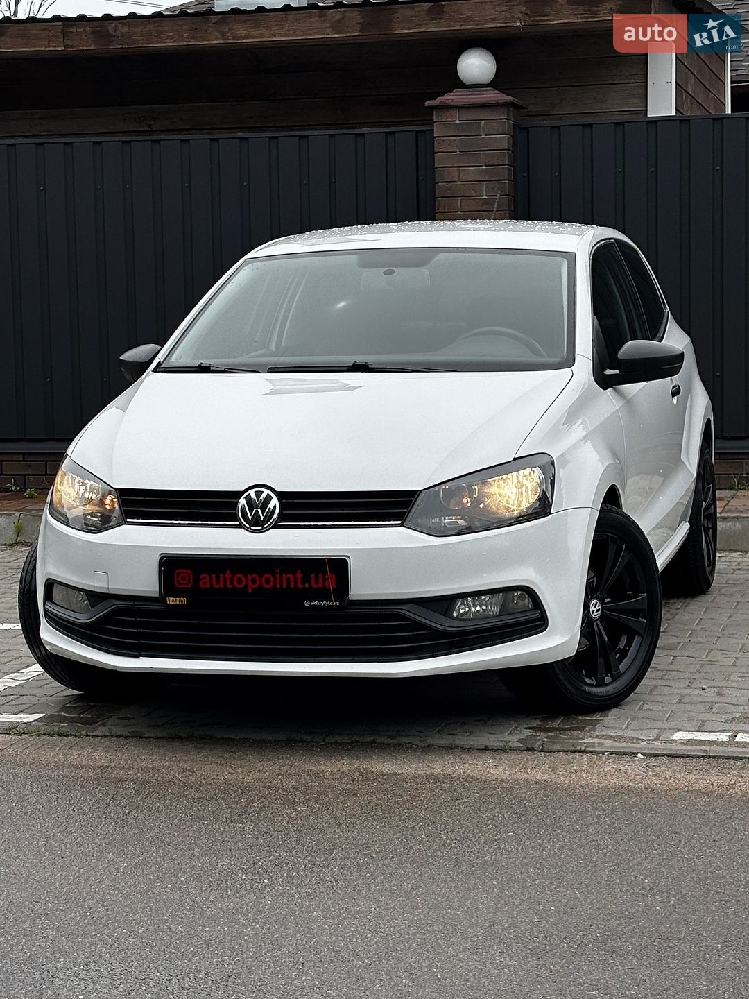 Volkswagen Polo 2015 VIN WVWZZZ6RZFY245839 фото оголошення 5 з 31