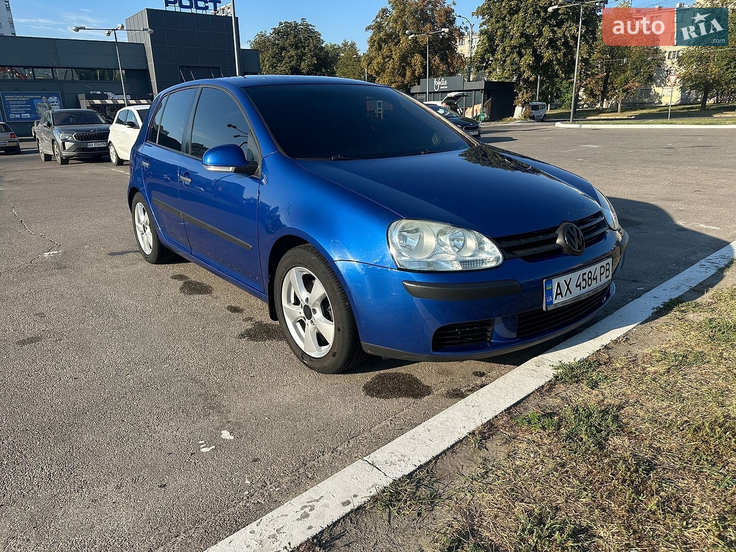 Volkswagen Golf 2004 VIN WVWZZZ1KZ5P022081 фото оголошення 2 з 19