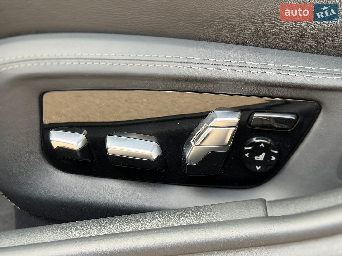 BMW M5 2018 VIN WBSJF0C56JB283450 фото оголошення 16 з 30