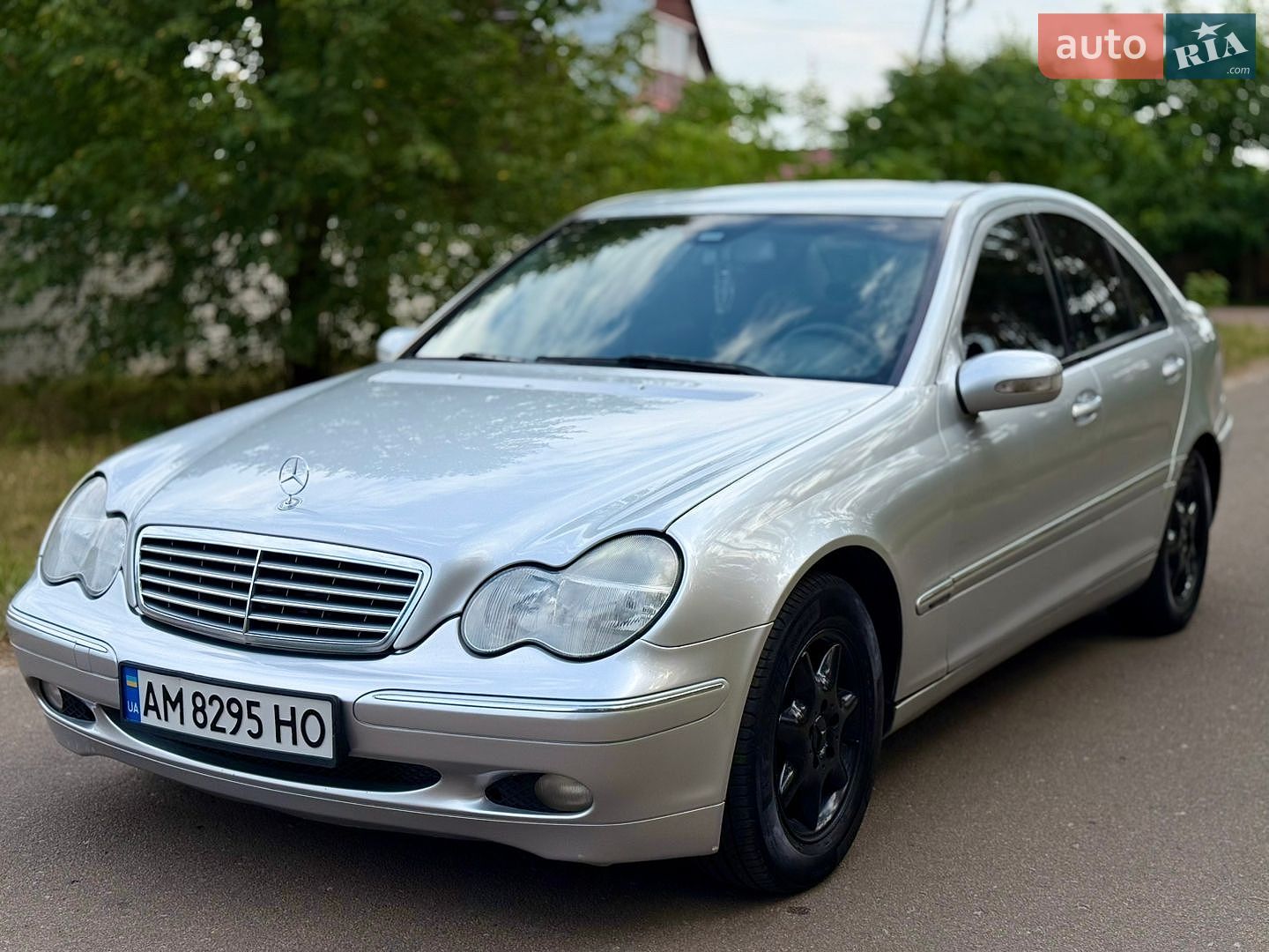 Mercedes-Benz C-Class 2003 VIN WDB2030421F466286 фото оголошення 2 з 50