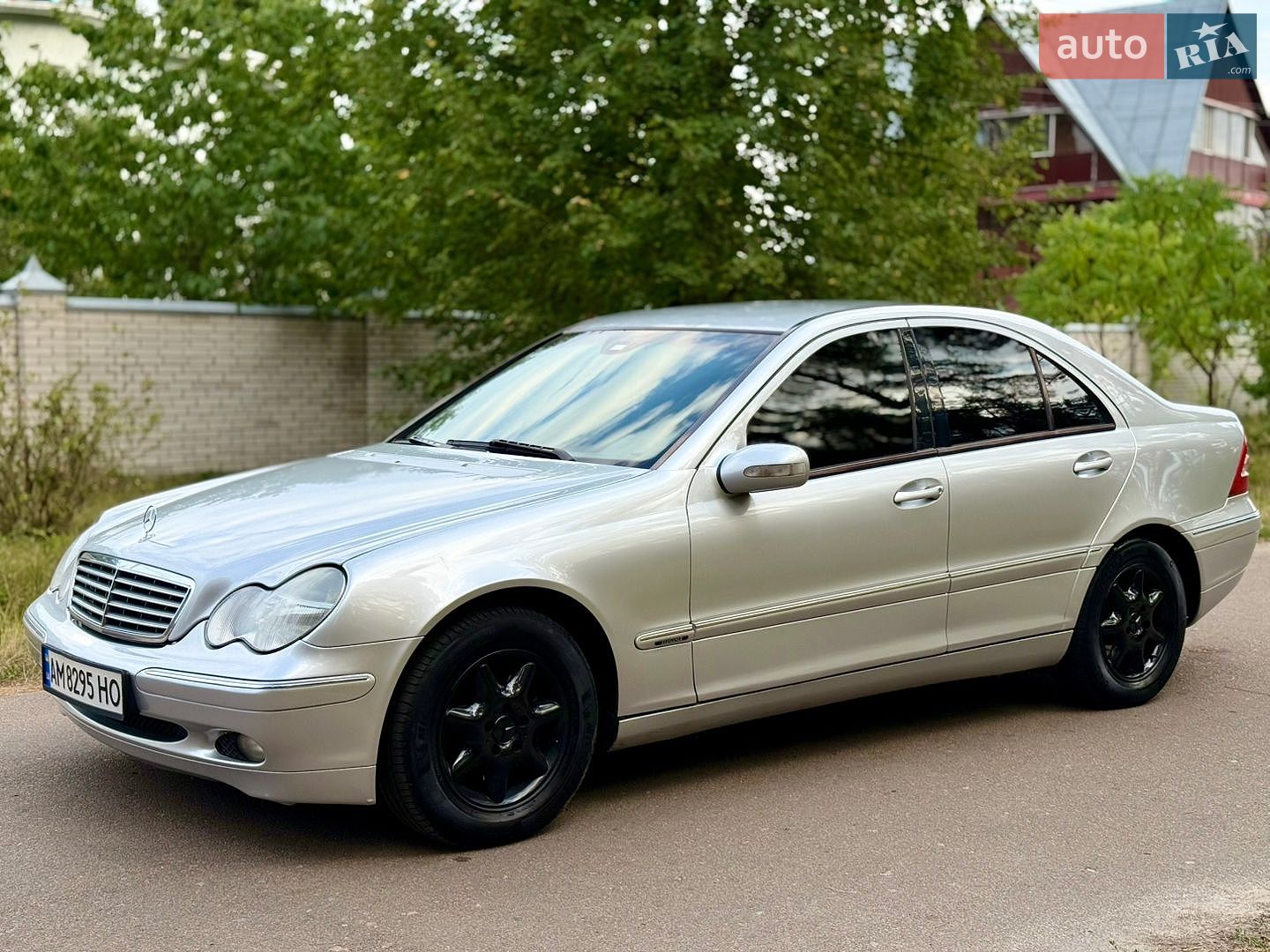 Mercedes-Benz C-Class 2003 VIN WDB2030421F466286 фото оголошення 5 з 50