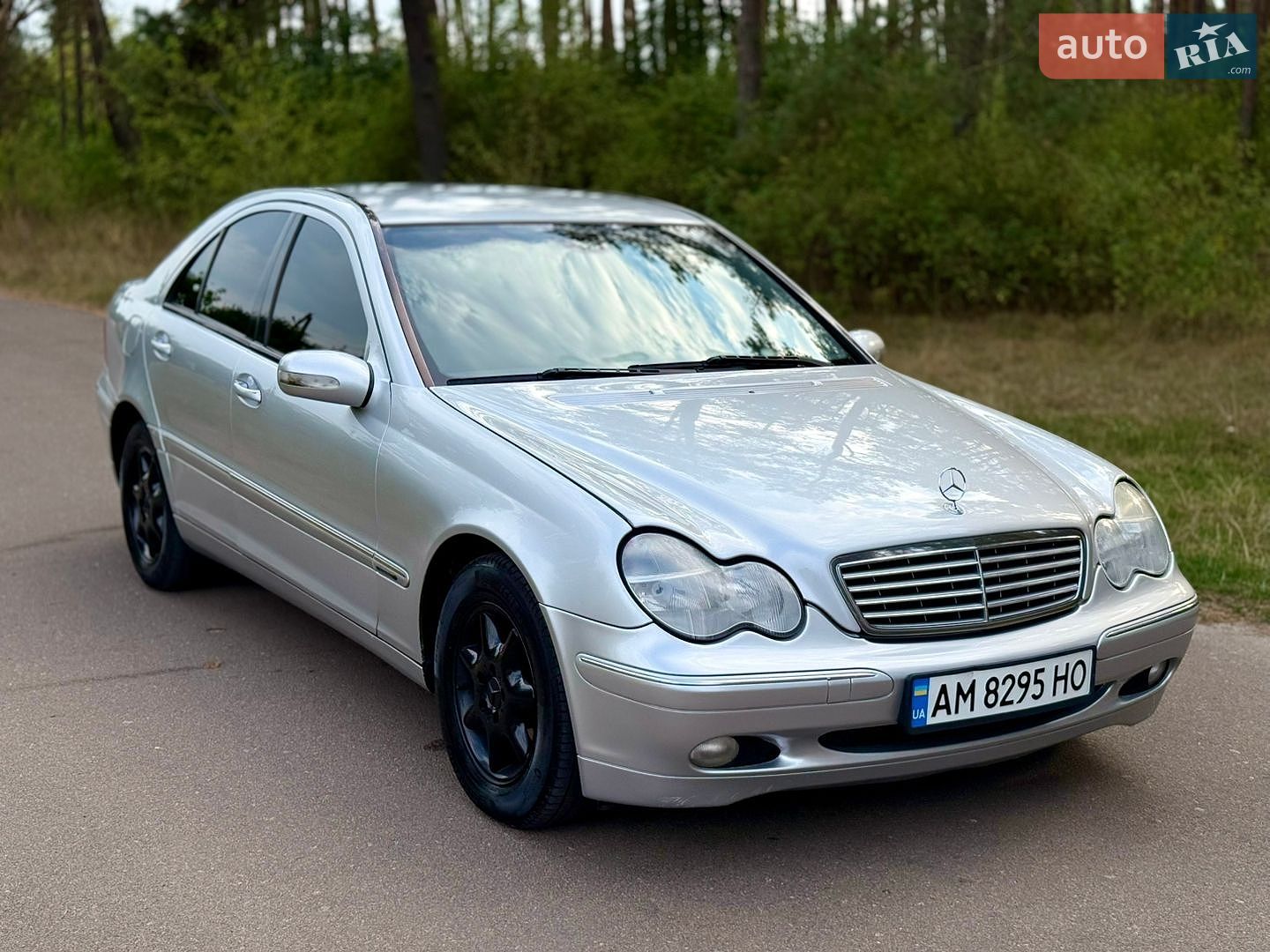 Mercedes-Benz C-Class 2003 VIN WDB2030421F466286 фото оголошення 9 з 50
