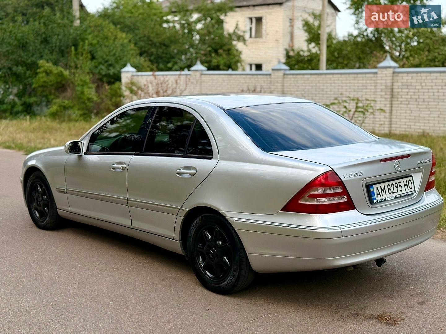 Mercedes-Benz C-Class 2003 VIN WDB2030421F466286 фото оголошення 11 з 50