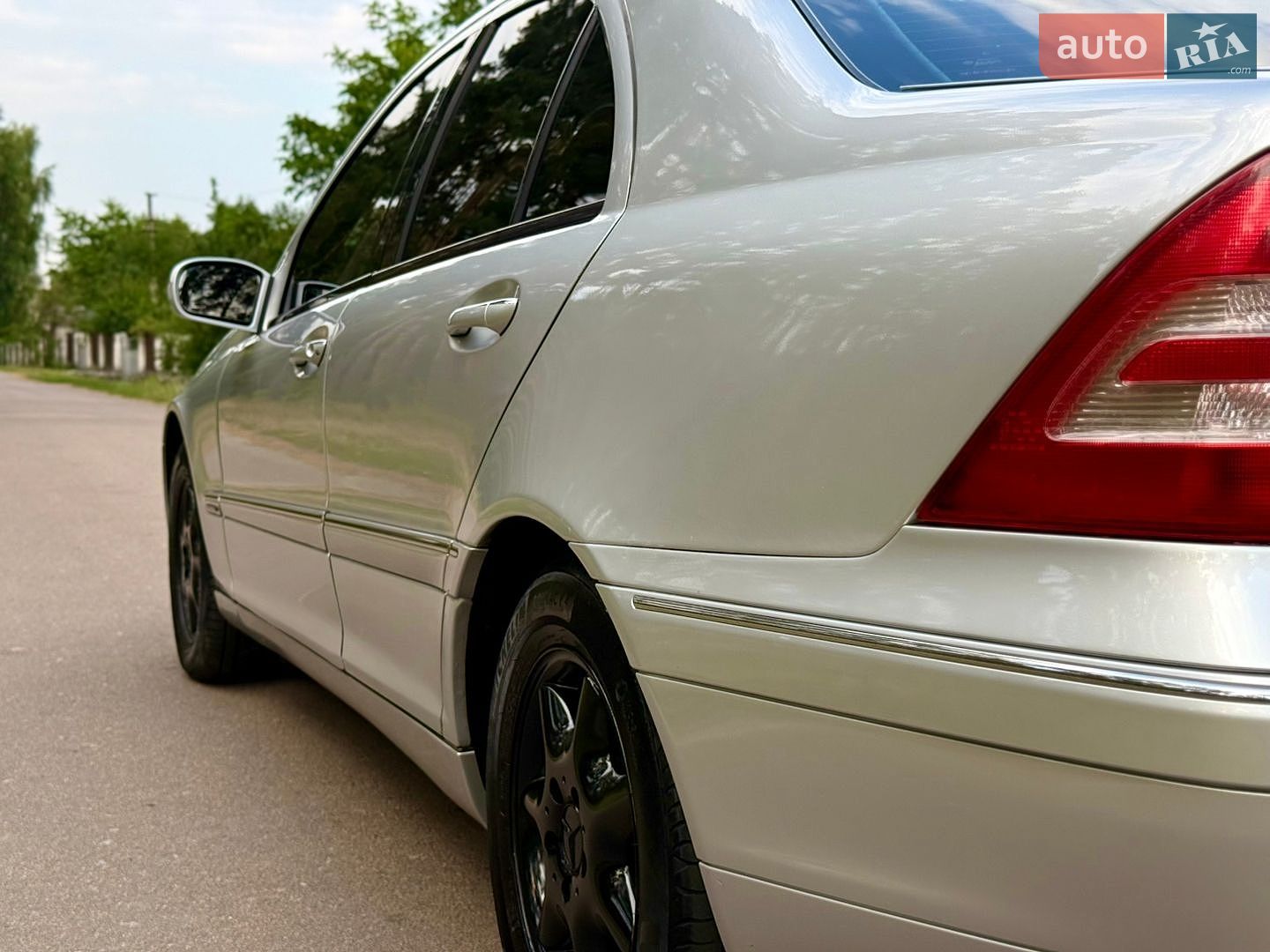 Mercedes-Benz C-Class 2003 VIN WDB2030421F466286 фото оголошення 23 з 50