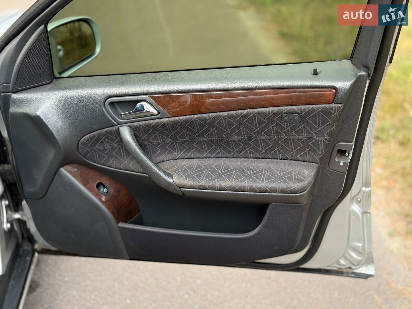 Mercedes-Benz C-Class 2003 VIN WDB2030421F466286 фото оголошення 42 з 50