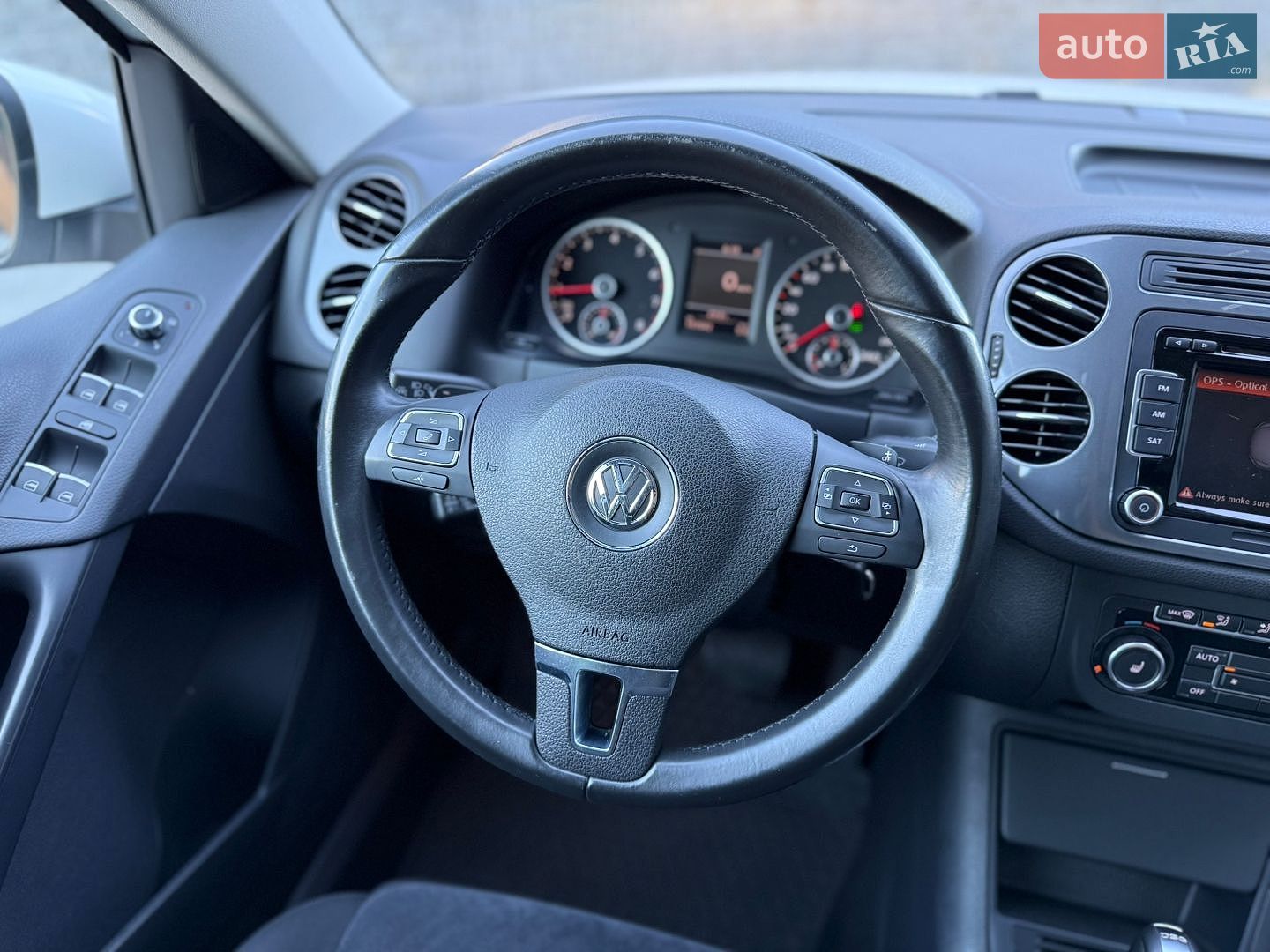 Volkswagen Tiguan 2011 VIN WVGZZZ5NZCW038923 фото оголошення 23 з 25