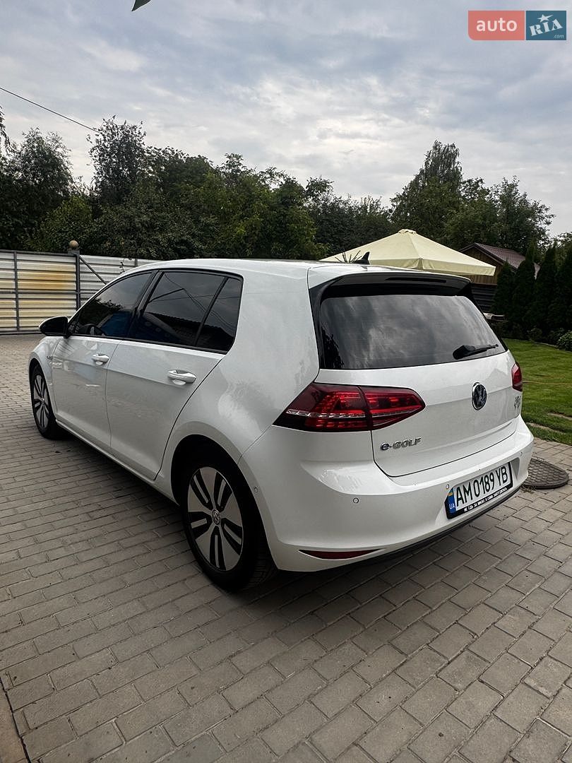 Volkswagen e-Golf 2015 VIN WVWZZZAUZGW906737 фото оголошення 2 з 15