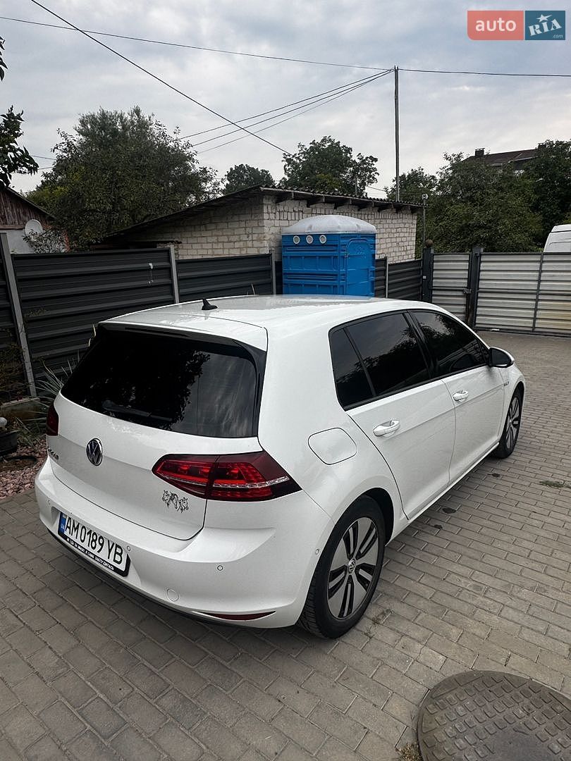 Volkswagen e-Golf 2015 VIN WVWZZZAUZGW906737 фото оголошення 3 з 15